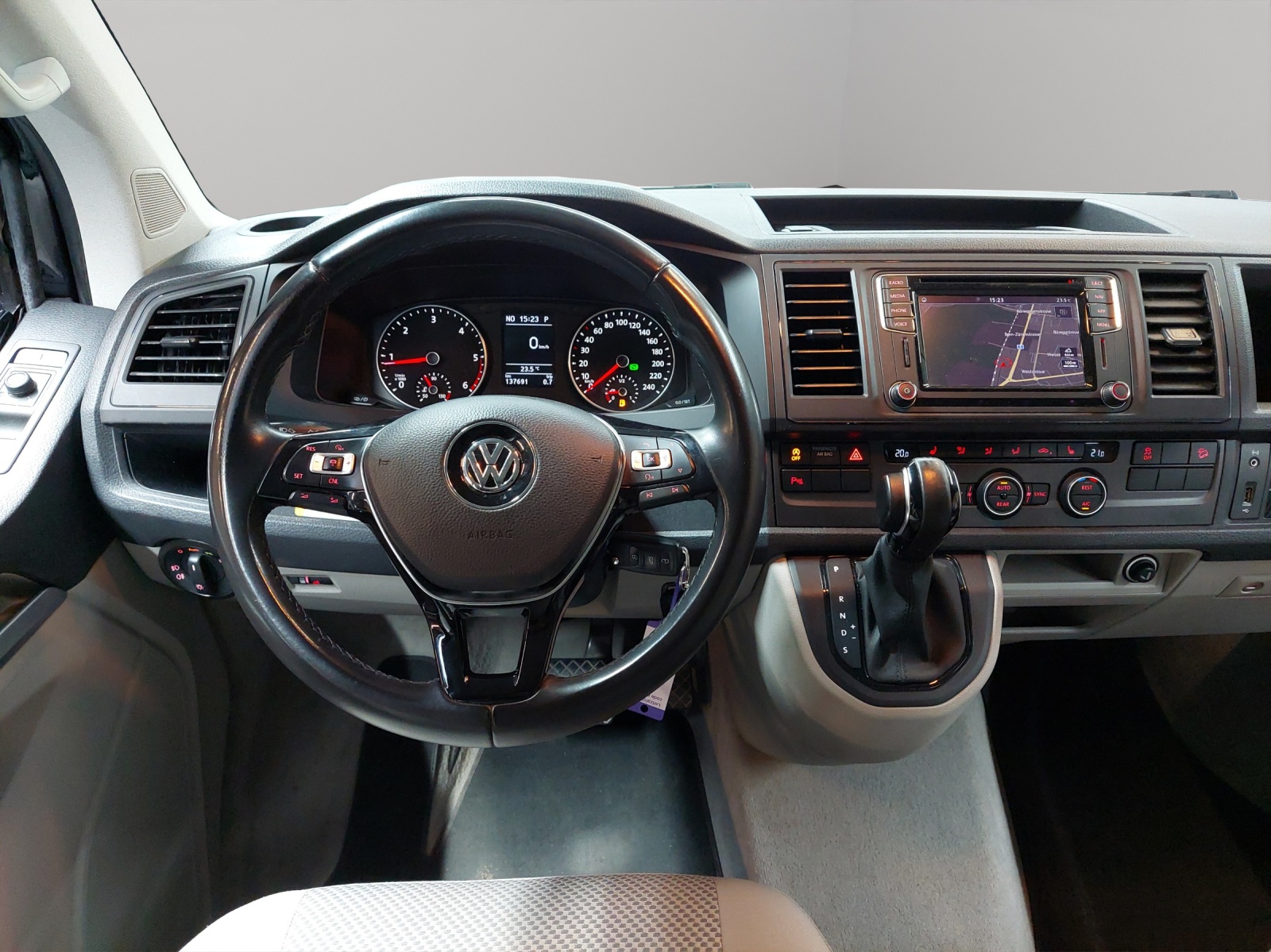 VW T6 California 2.0 Bi-TDI Beach Liberty 4Motion DSG-image-9