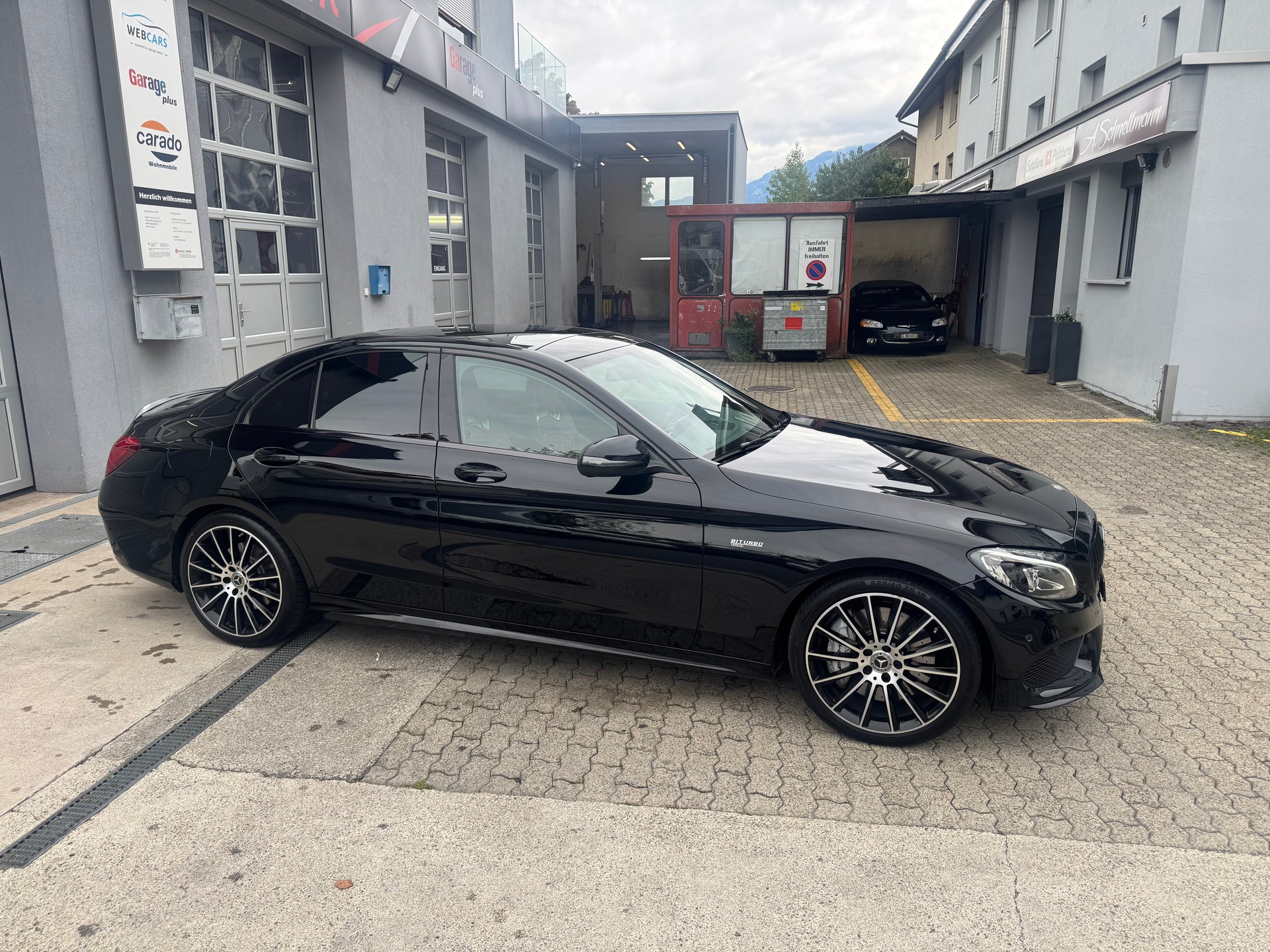 MERCEDES-BENZ C 43 AMG 4Matic 9G-Tronic-image-2