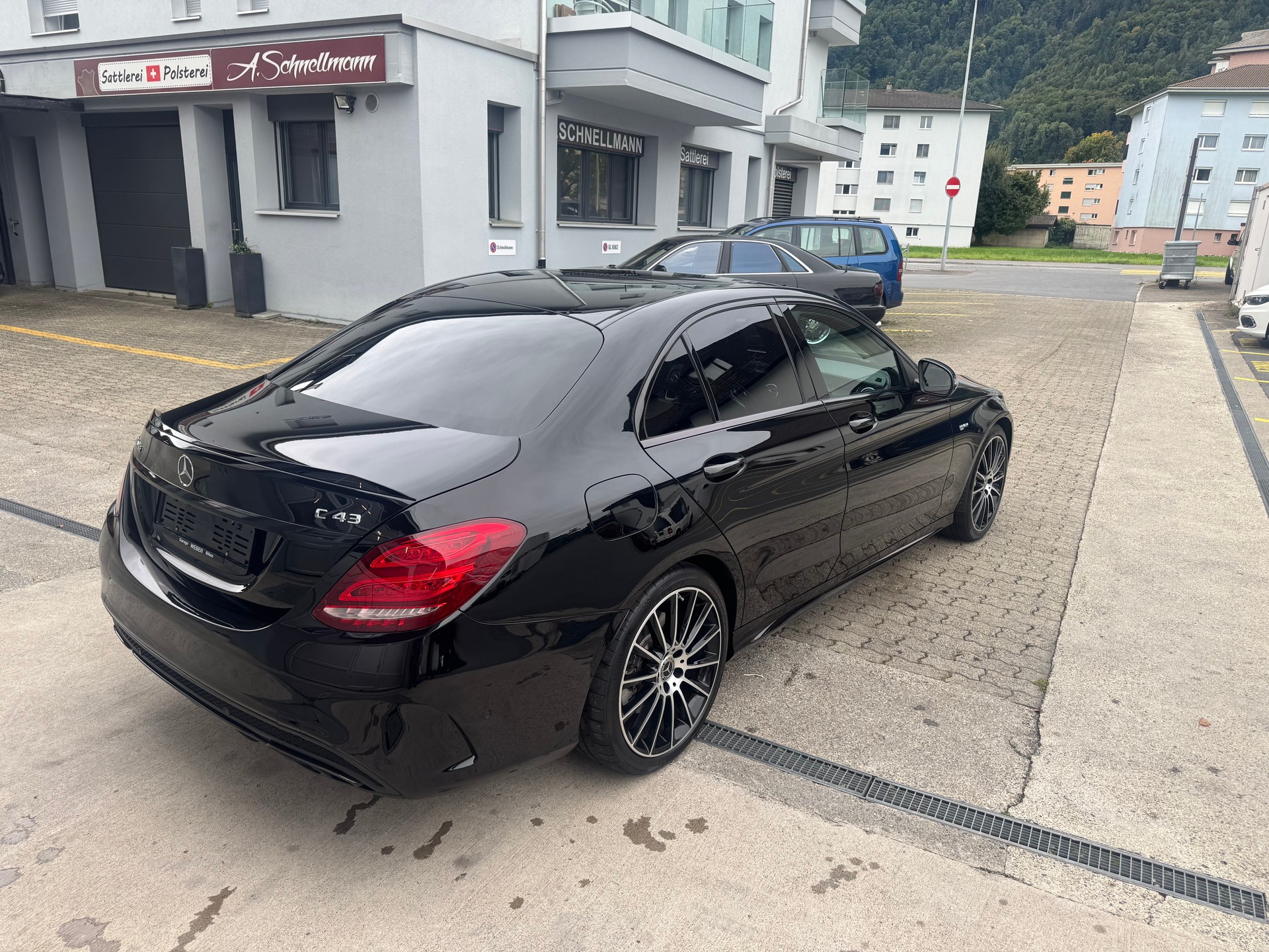 MERCEDES-BENZ C 43 AMG 4Matic 9G-Tronic-image-3