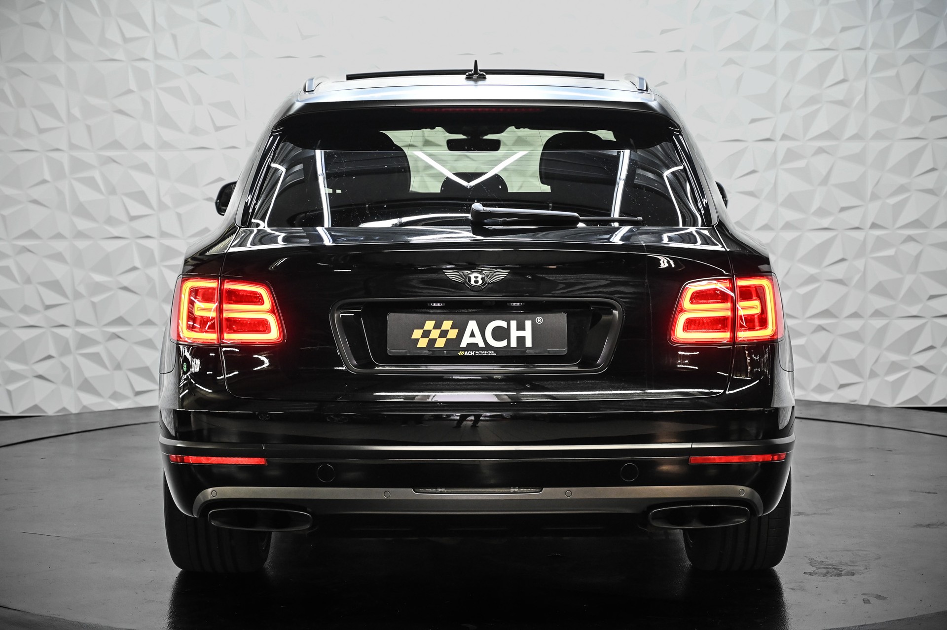 BENTLEY Bentayga 6.0 W12-image-7