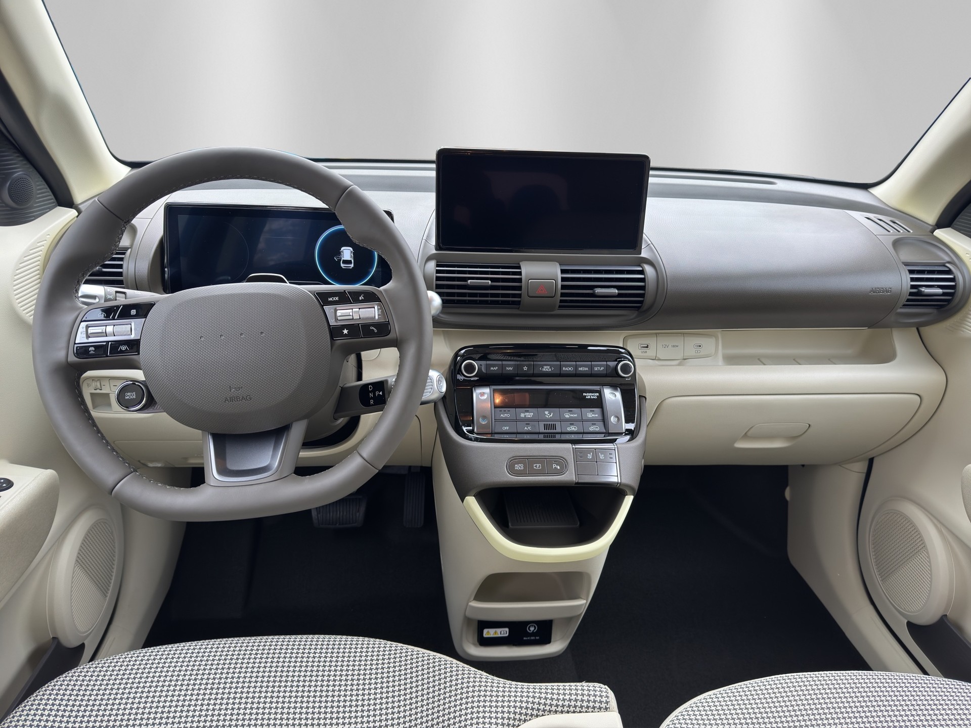 HYUNDAI Inster 49kWh Amplia-image-13