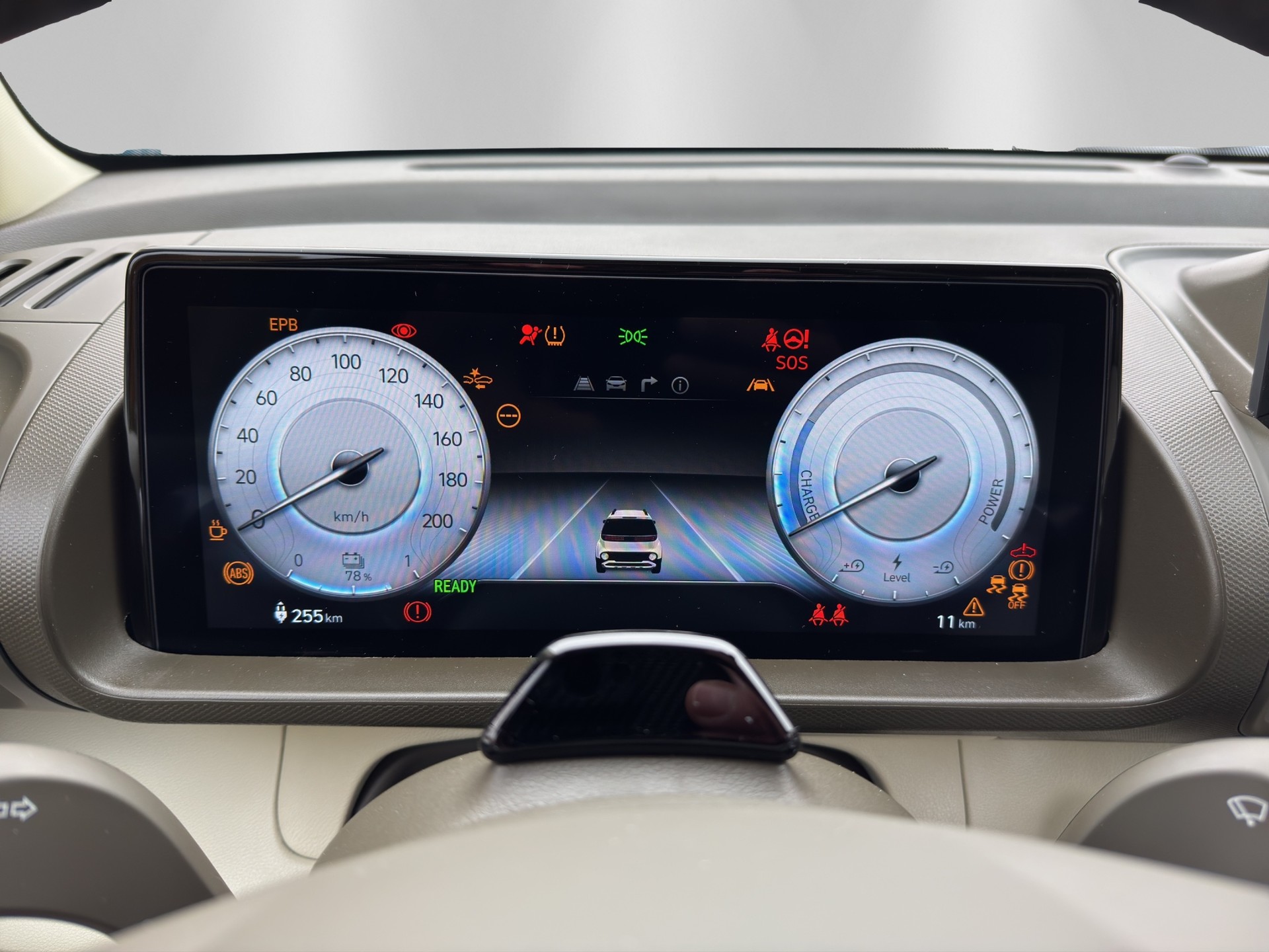 HYUNDAI Inster 49kWh Amplia-image-15