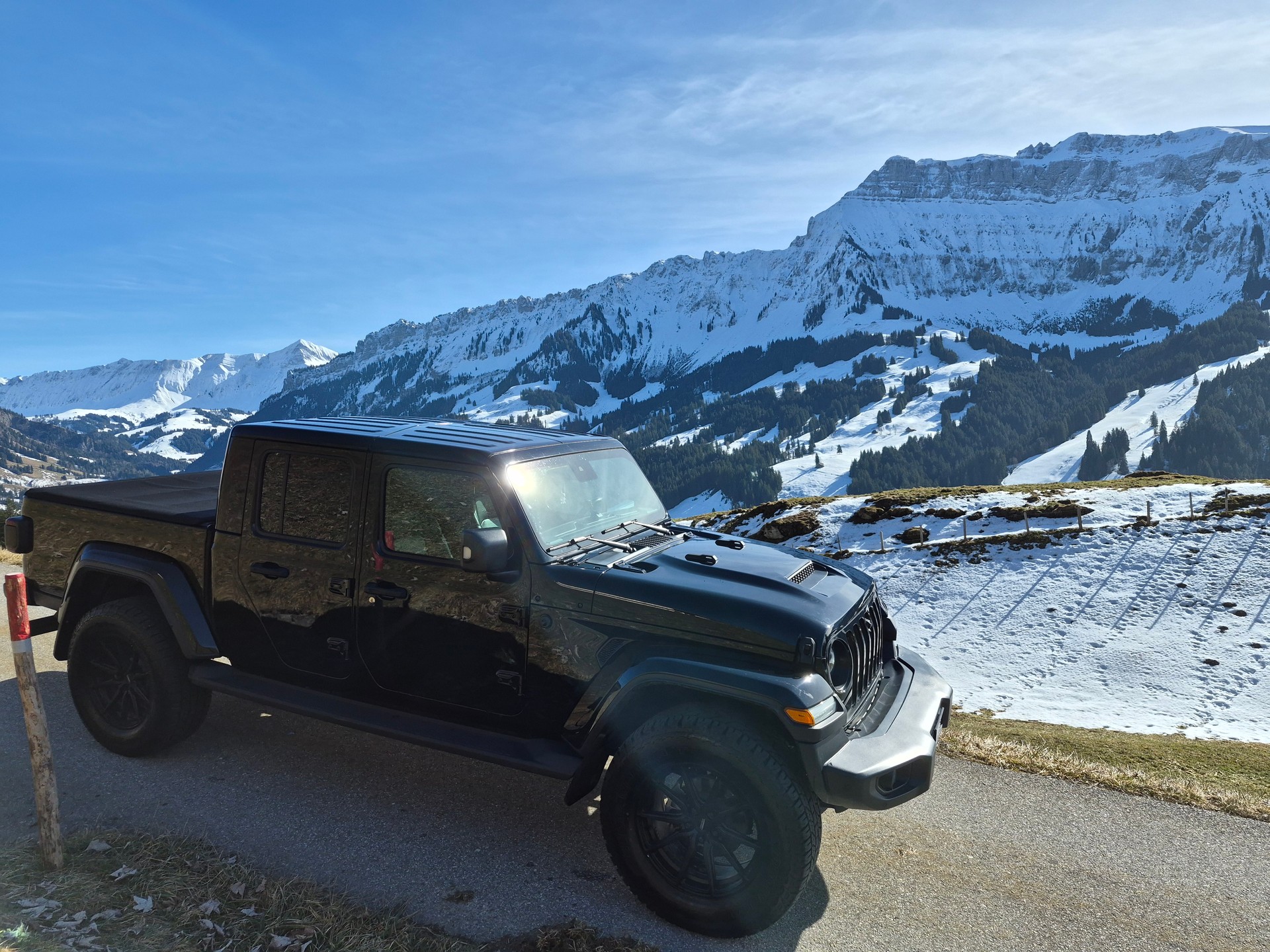 JEEP Gladiator 3.0 V6 Overland-image-7