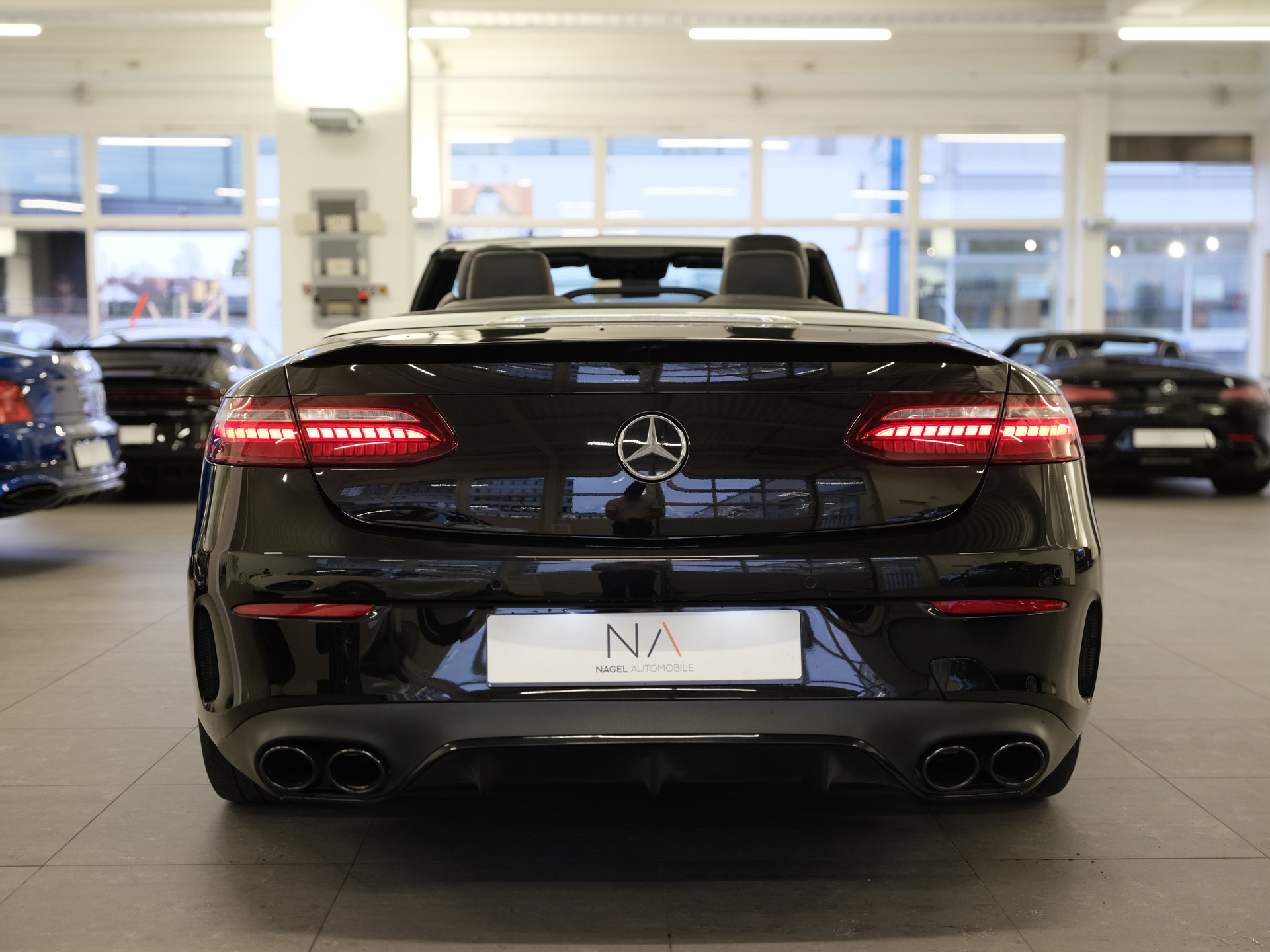 MERCEDES-BENZ AMG E 53 4Matic+ Speedshift 9G-TCT *Park-Paket* *360° Kamera* *Panorama Schiebedach*-image-4