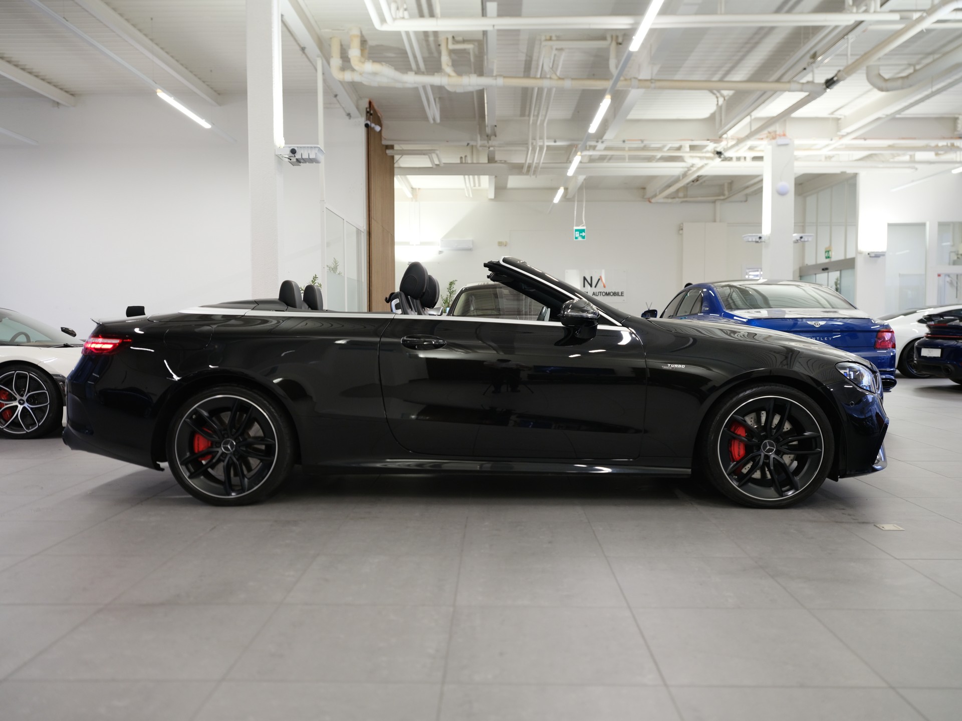 MERCEDES-BENZ AMG E 53 4Matic+ Speedshift 9G-TCT *Park-Paket* *360° Kamera* *Panorama Schiebedach*-image-6