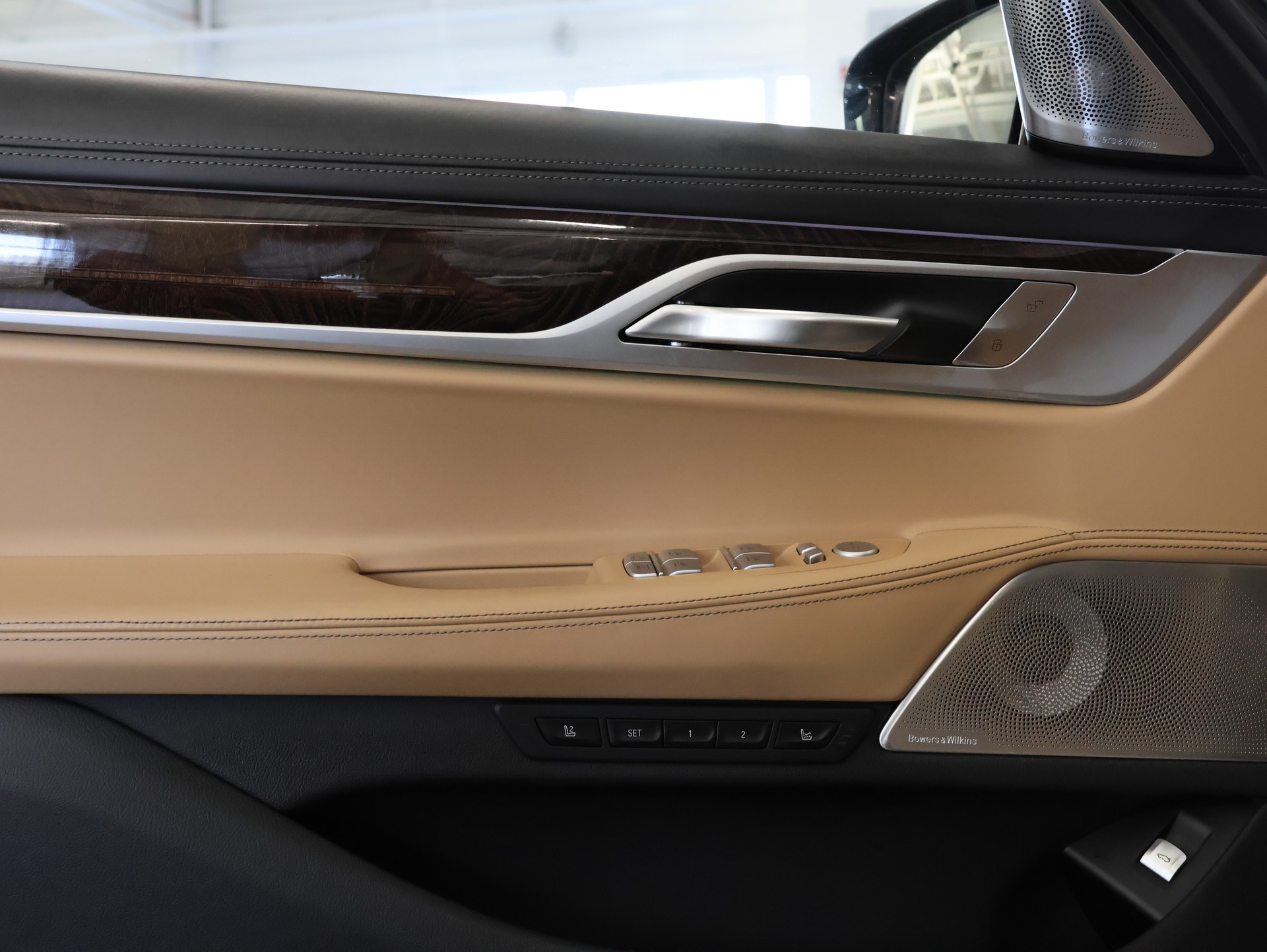BMW 745Le xDrive Steptronic *MASSAGESITZE* *BOWERS & WILKINS DIAMONDS* *SKY LOUNGE*-image-31