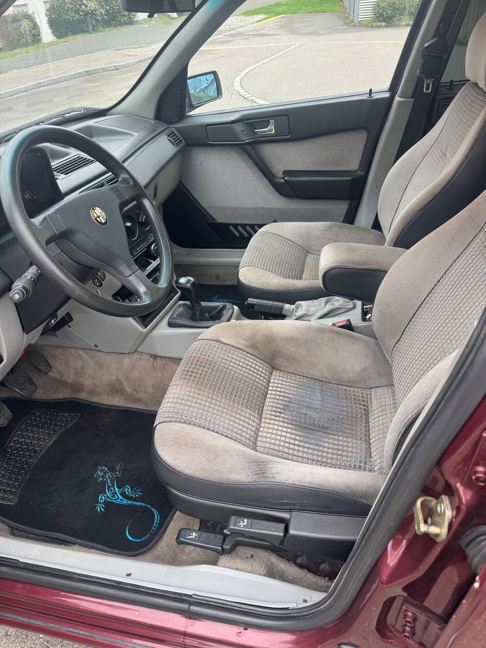 ALFA ROMEO 155 2.0 TS-image-9