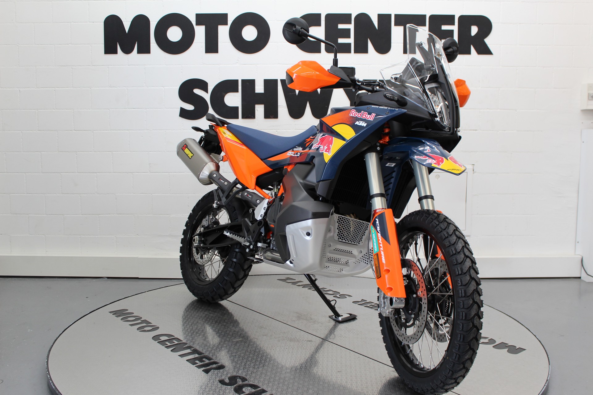KTM 890 Adventure R Rally-image-2