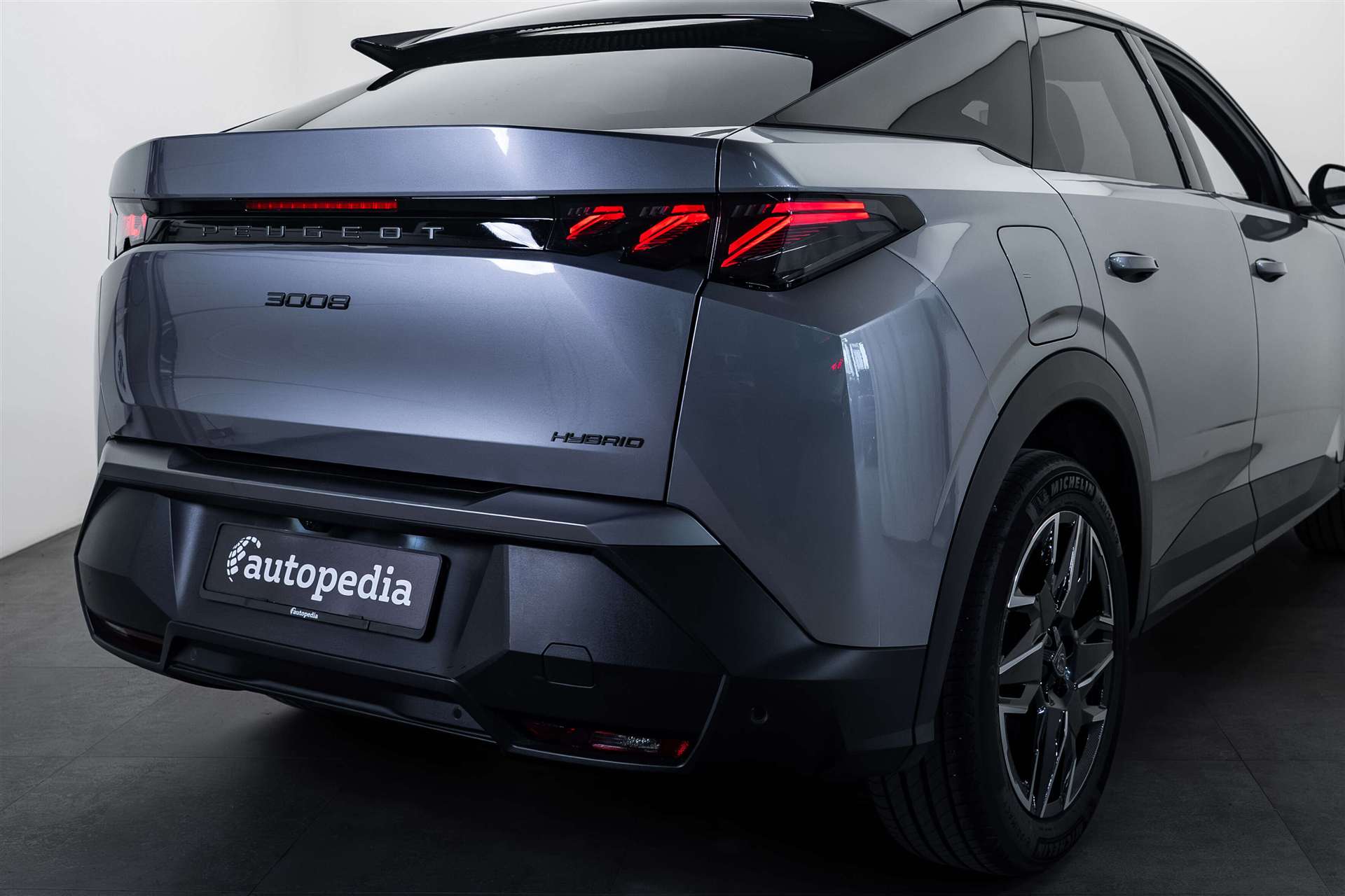 PEUGEOT 3008 136 e-DCS6 Hybrid GT-showroom-element-3