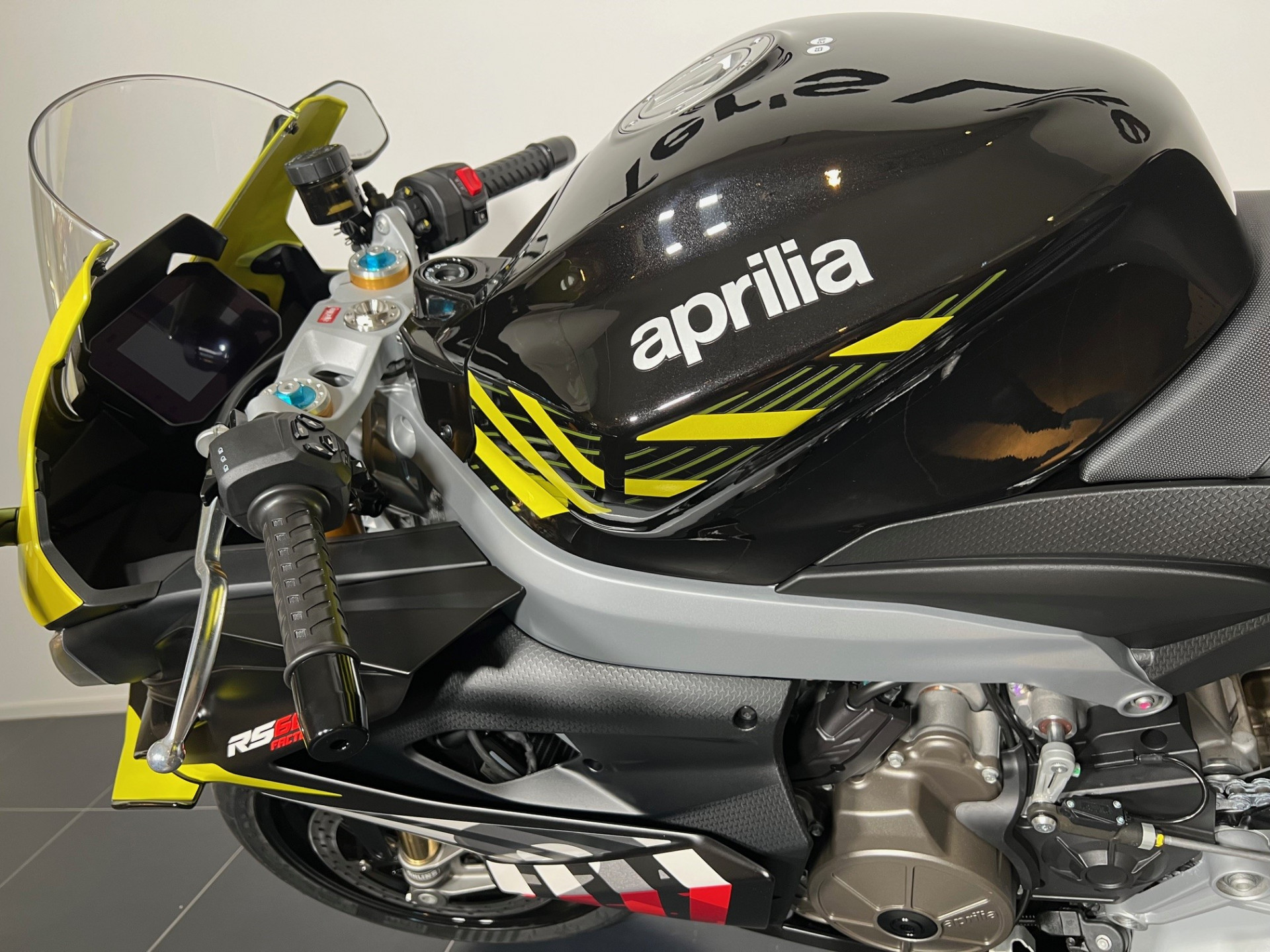 APRILIA RS 660 Factory-image-1