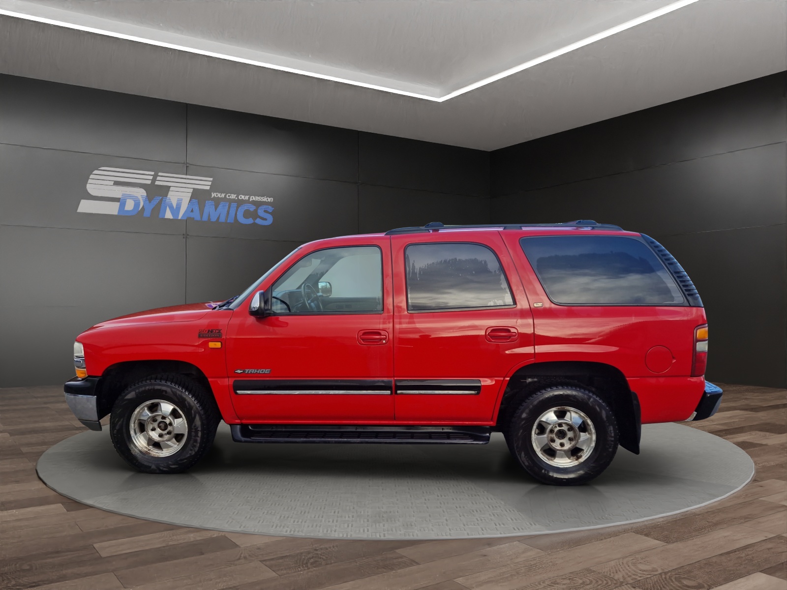 CHEVROLET Tahoe 5.3 V8 Autotrac Pack M 4x4-showroom-element-2