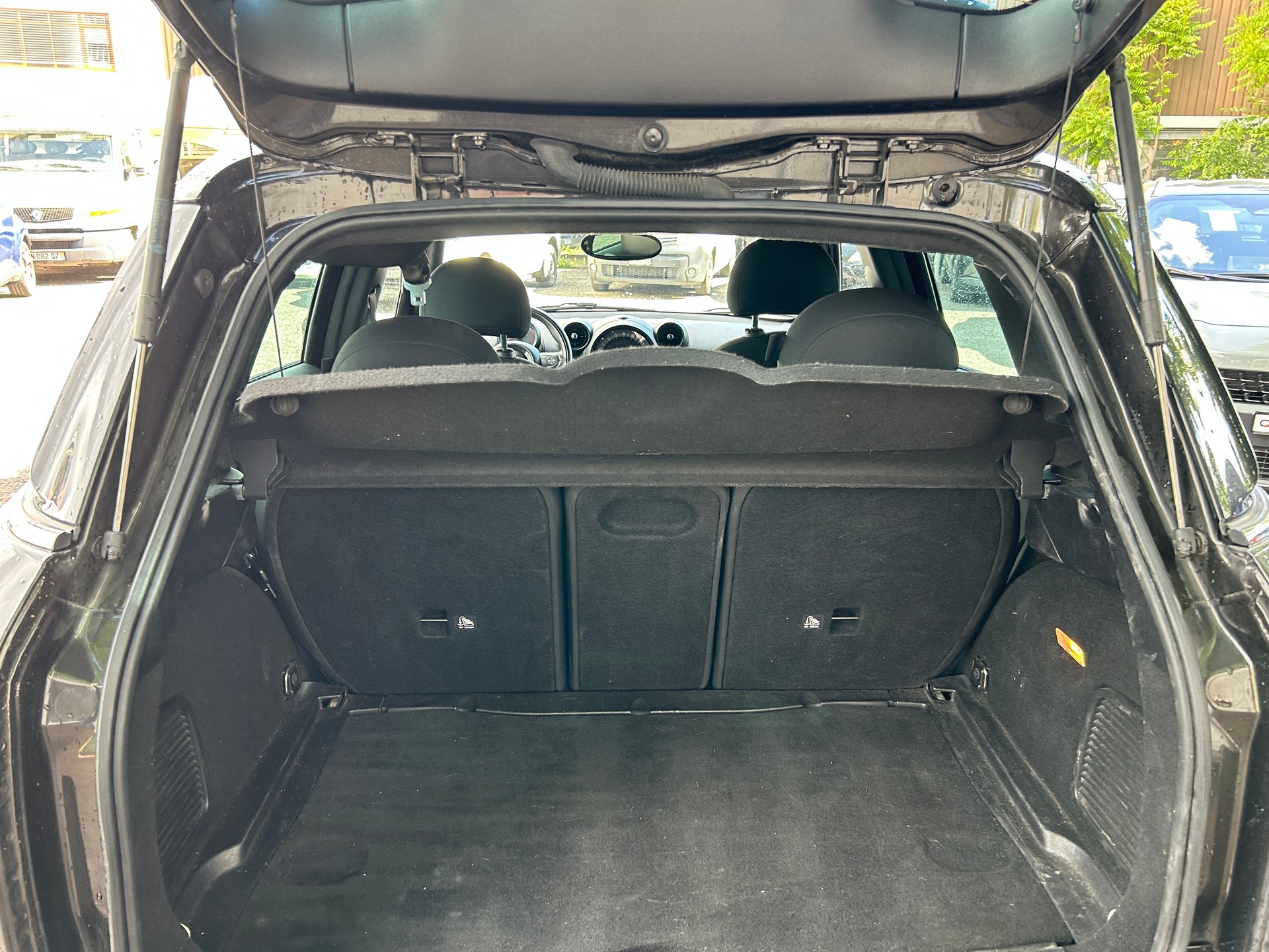 MINI Countryman Cooper FWD Steptronic-image-8