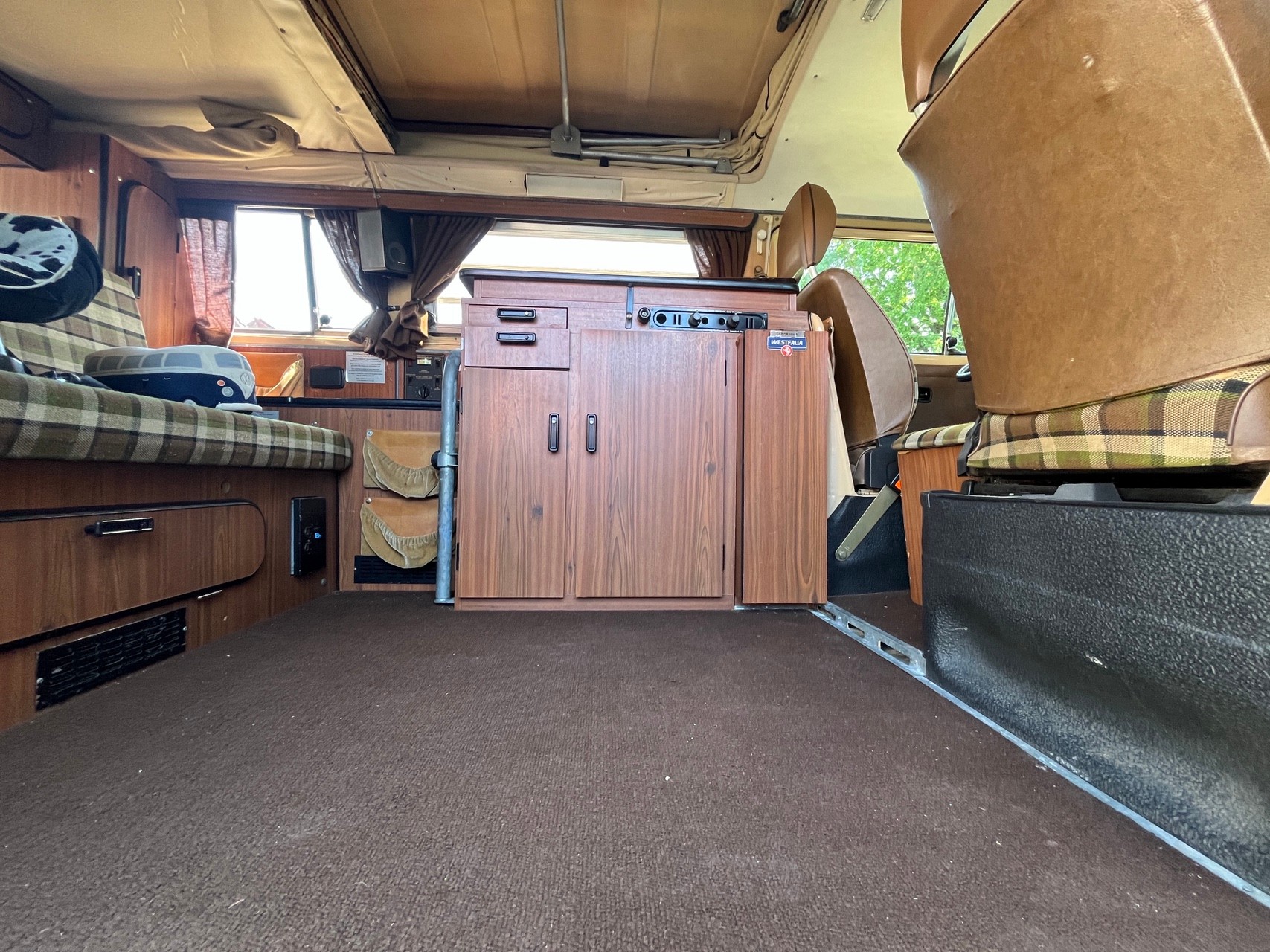 VW Westfalia T2 Campmobile-image-10
