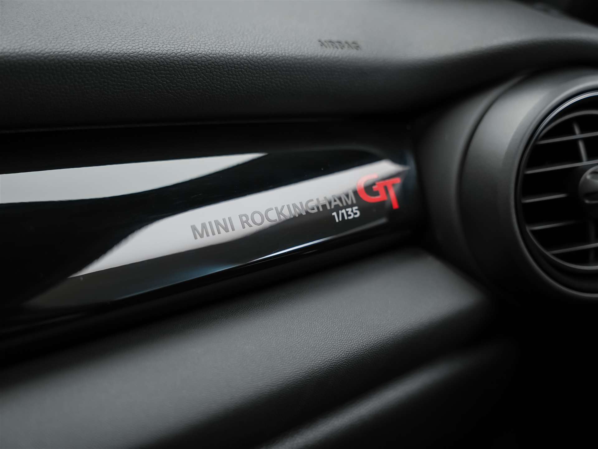 MINI Cooper S Steptronic DKG Rockingham GT 1/135 *John Cooper Works Trim*Panorama*Head-Up*-image-23