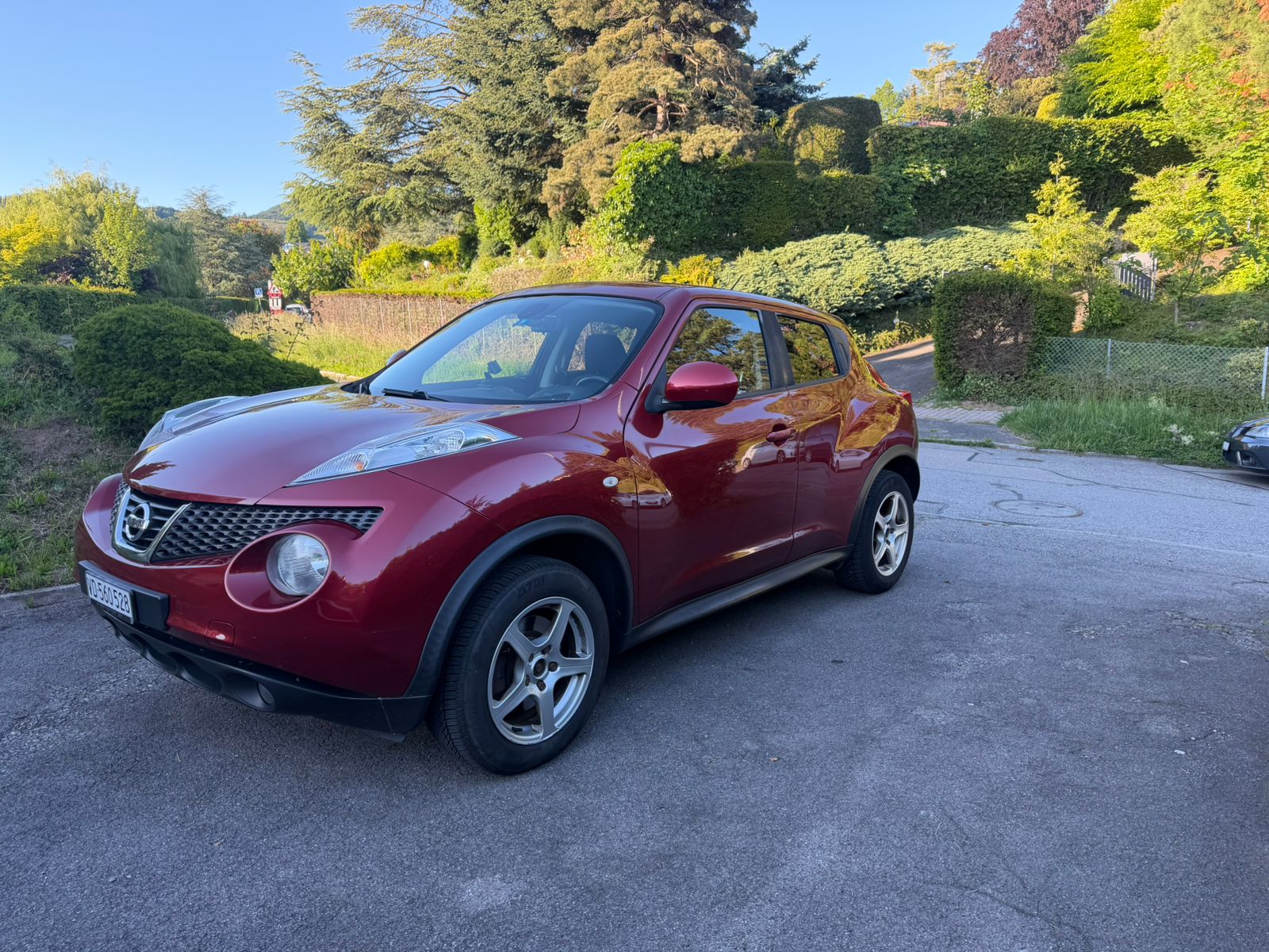 NISSAN Juke 1.6 DIG-T tekna 4x4 Xtronic M-CVT-image-2