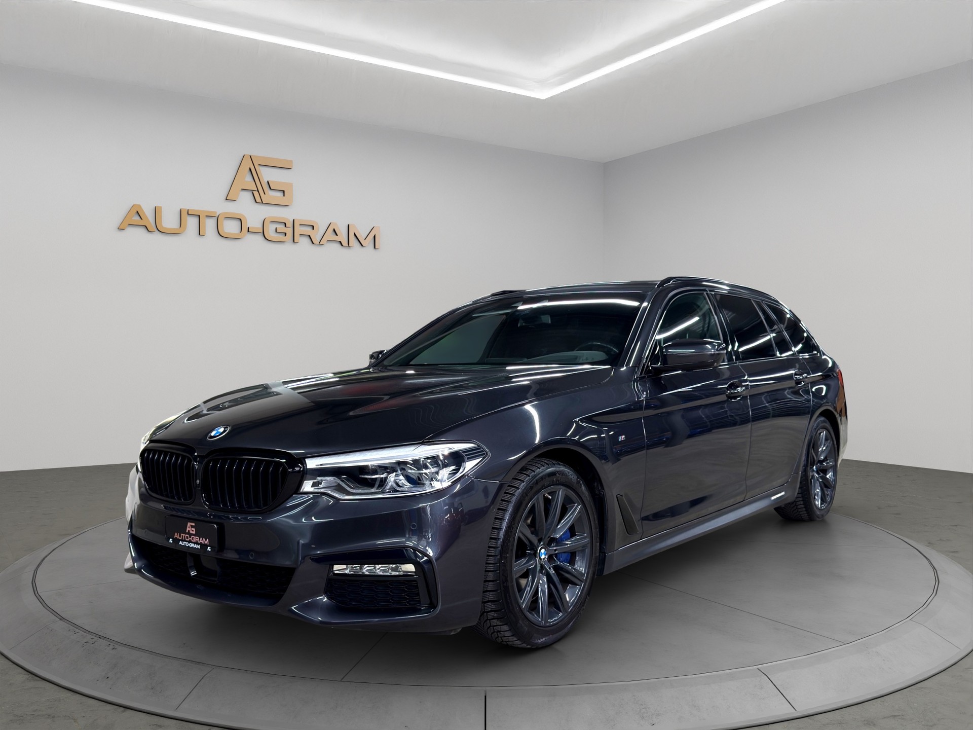 BMW 540i xDrive Touring M-Sportpaket Steptronic