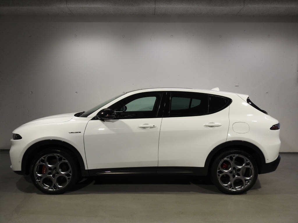 ALFA ROMEO Tonale 1.3 Plug-in Hybrid Veloce Q4-showroom-element-2