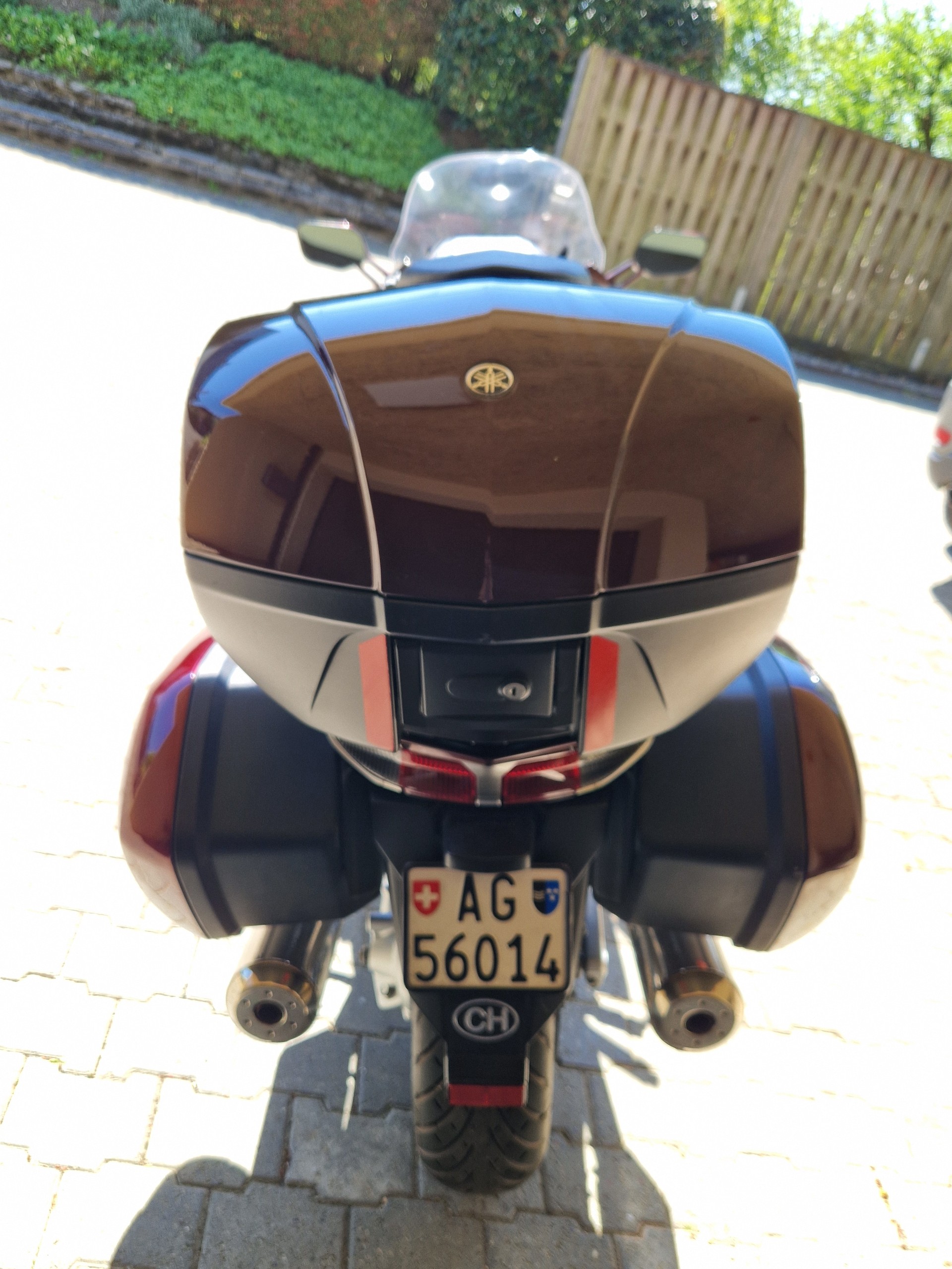 YAMAHA FJR 1300 ABS-image-1
