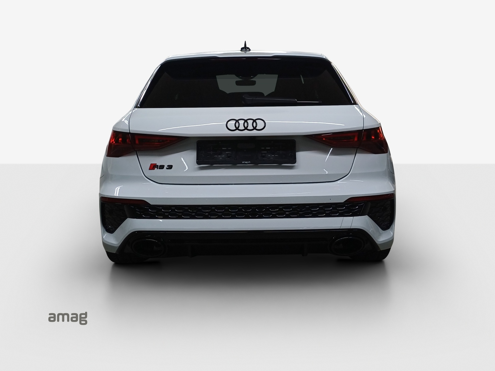 AUDI RS3 Sportback 2.5 TSI quattro S-tronic-showroom-element-3