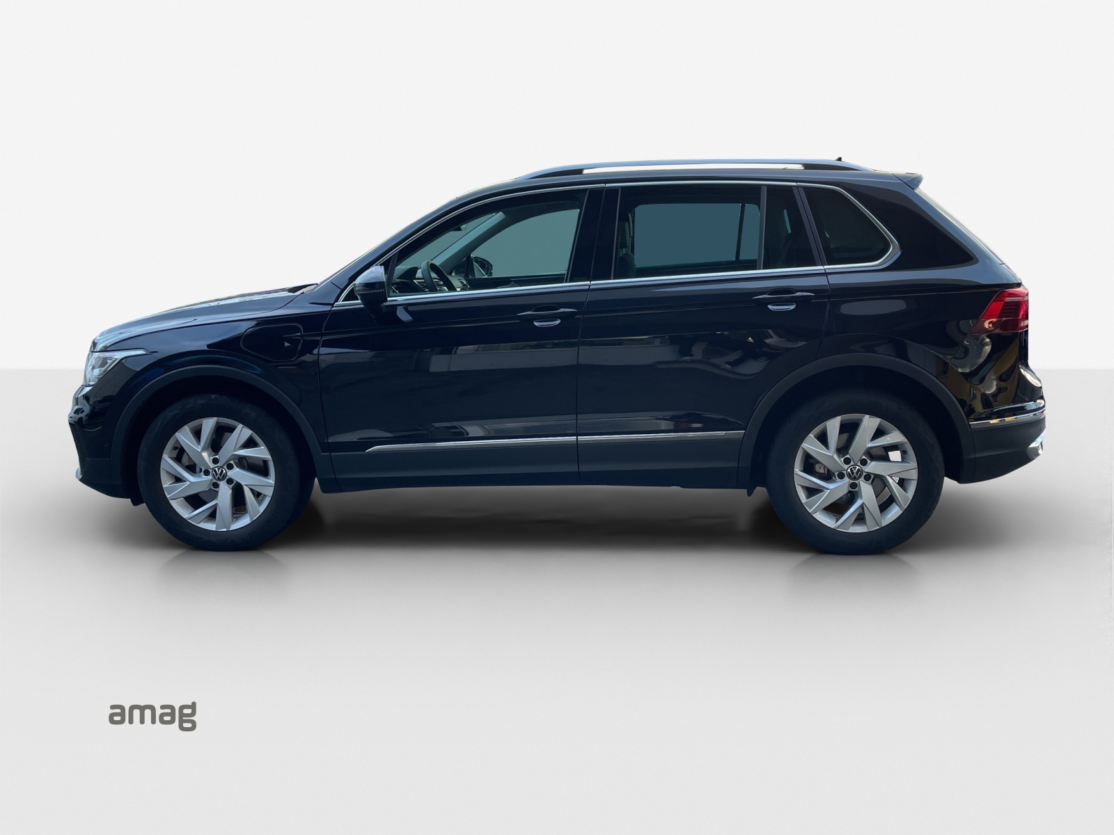 VW Tiguan 1.4TSI PHEV Elegance DSG-showroom-element-1