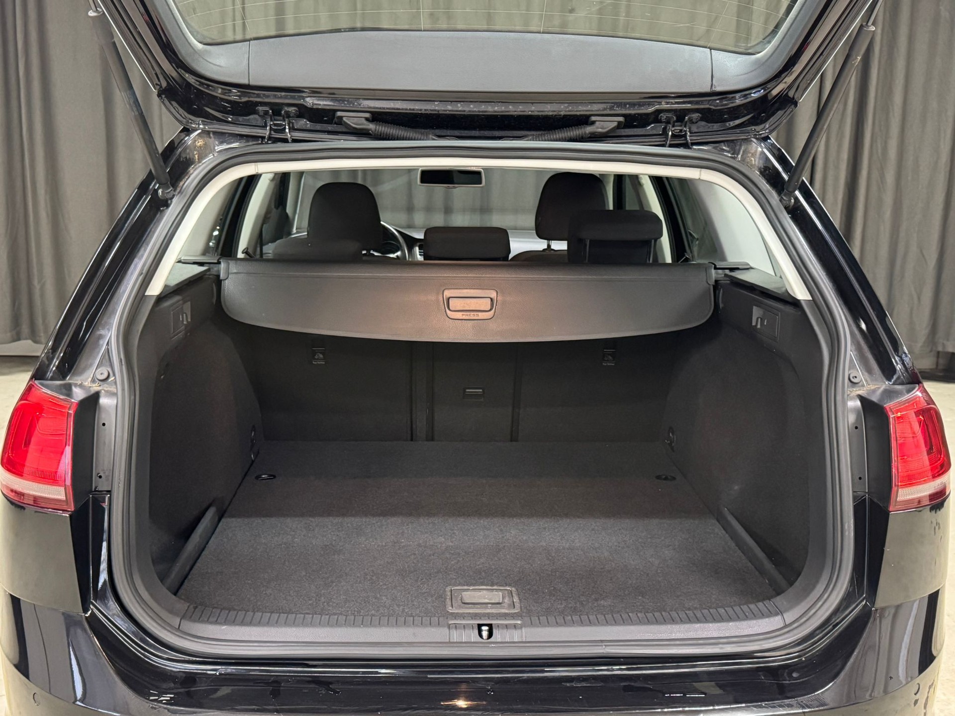 VW Golf Variant 1.4 TSI Comfortline-image-13