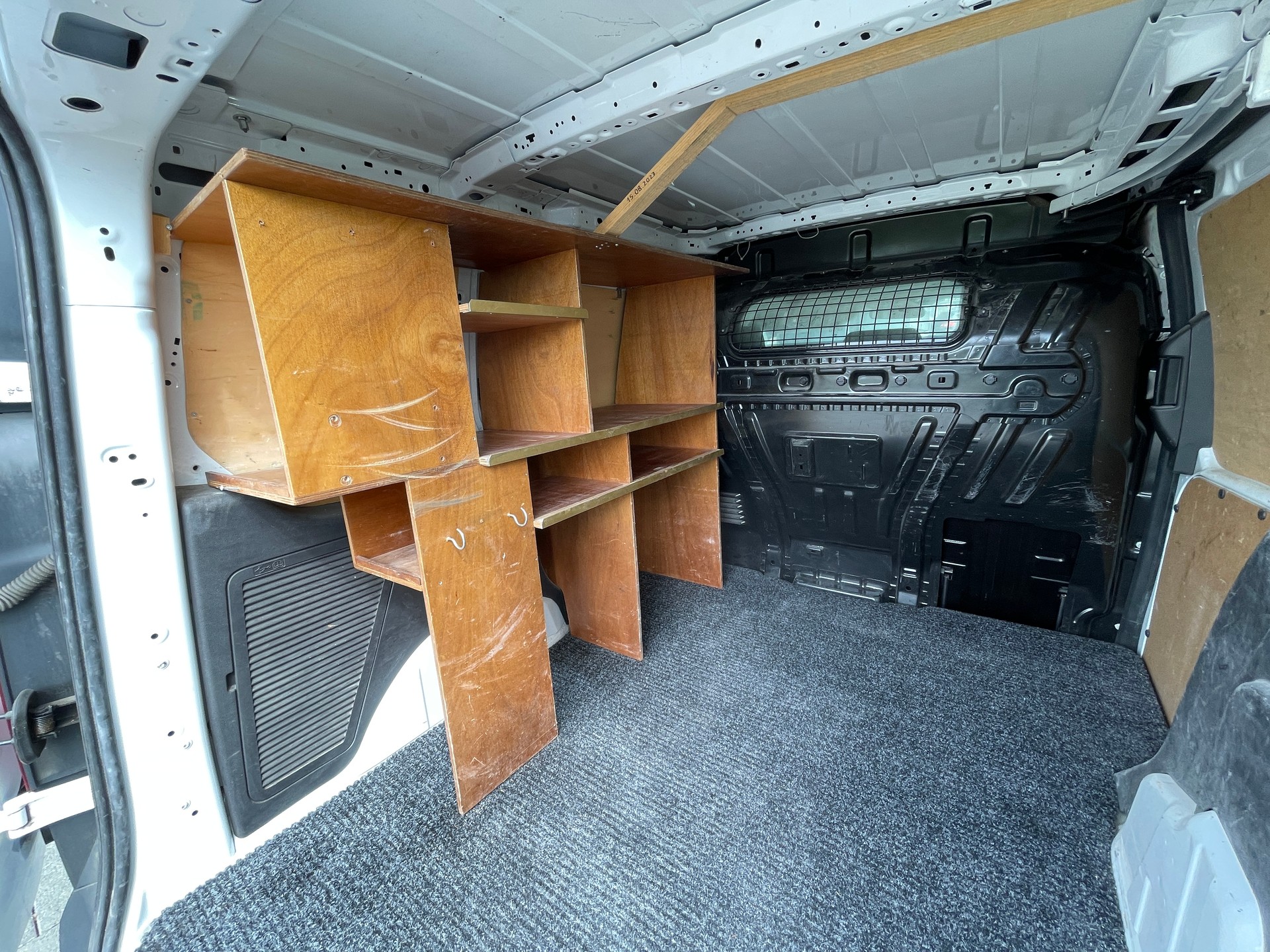 FORD Transit Connect Van T200 1.5 Eco Blue Trend-image-12