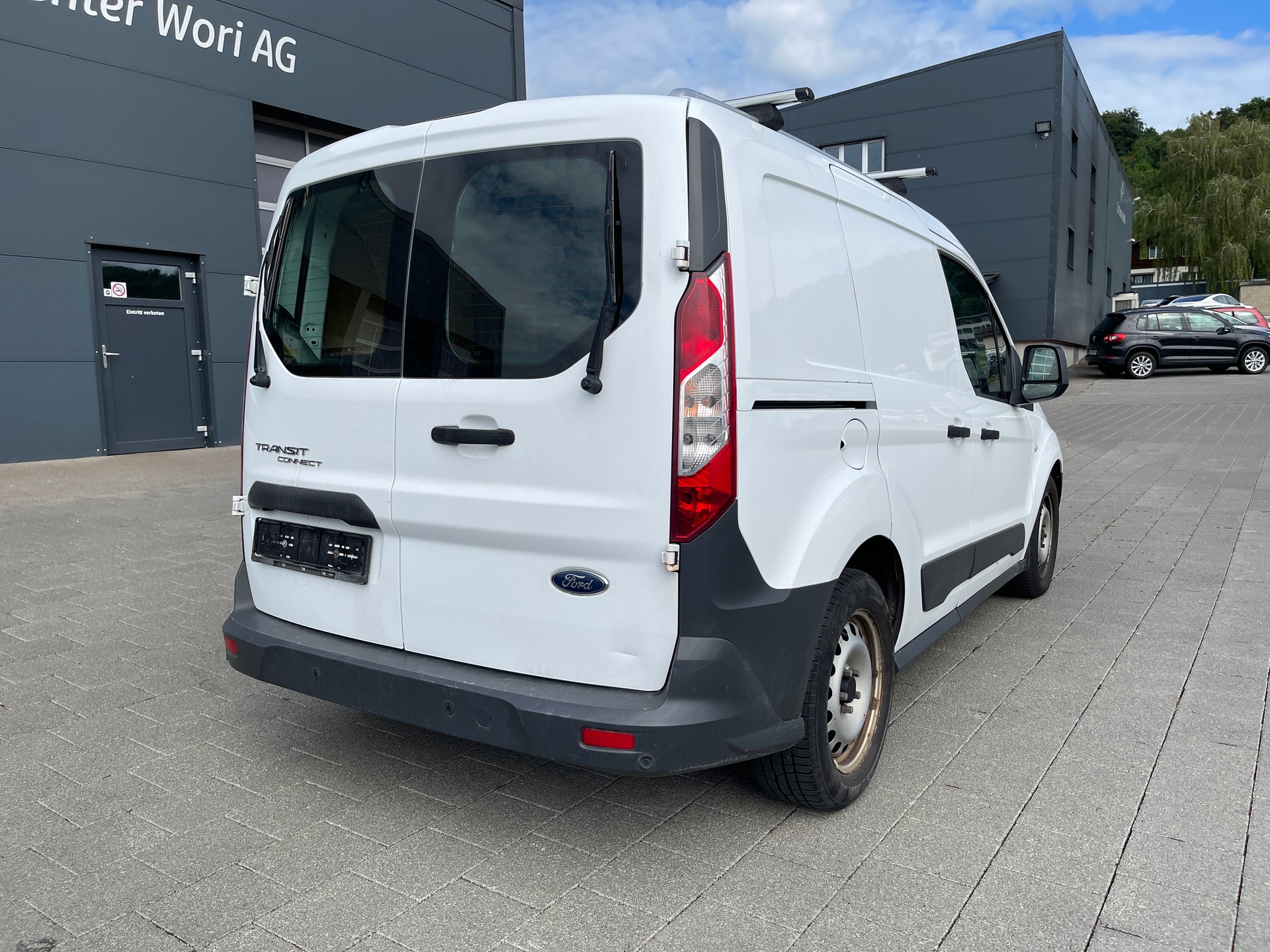 FORD Transit Connect Van T200 1.5 Eco Blue Trend-image-3