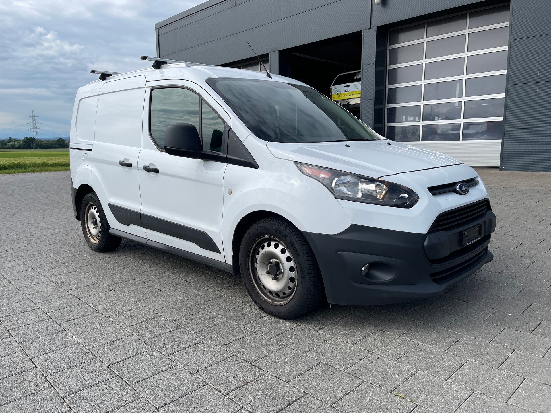 FORD Transit Connect Van T200 1.5 Eco Blue Trend-image-4