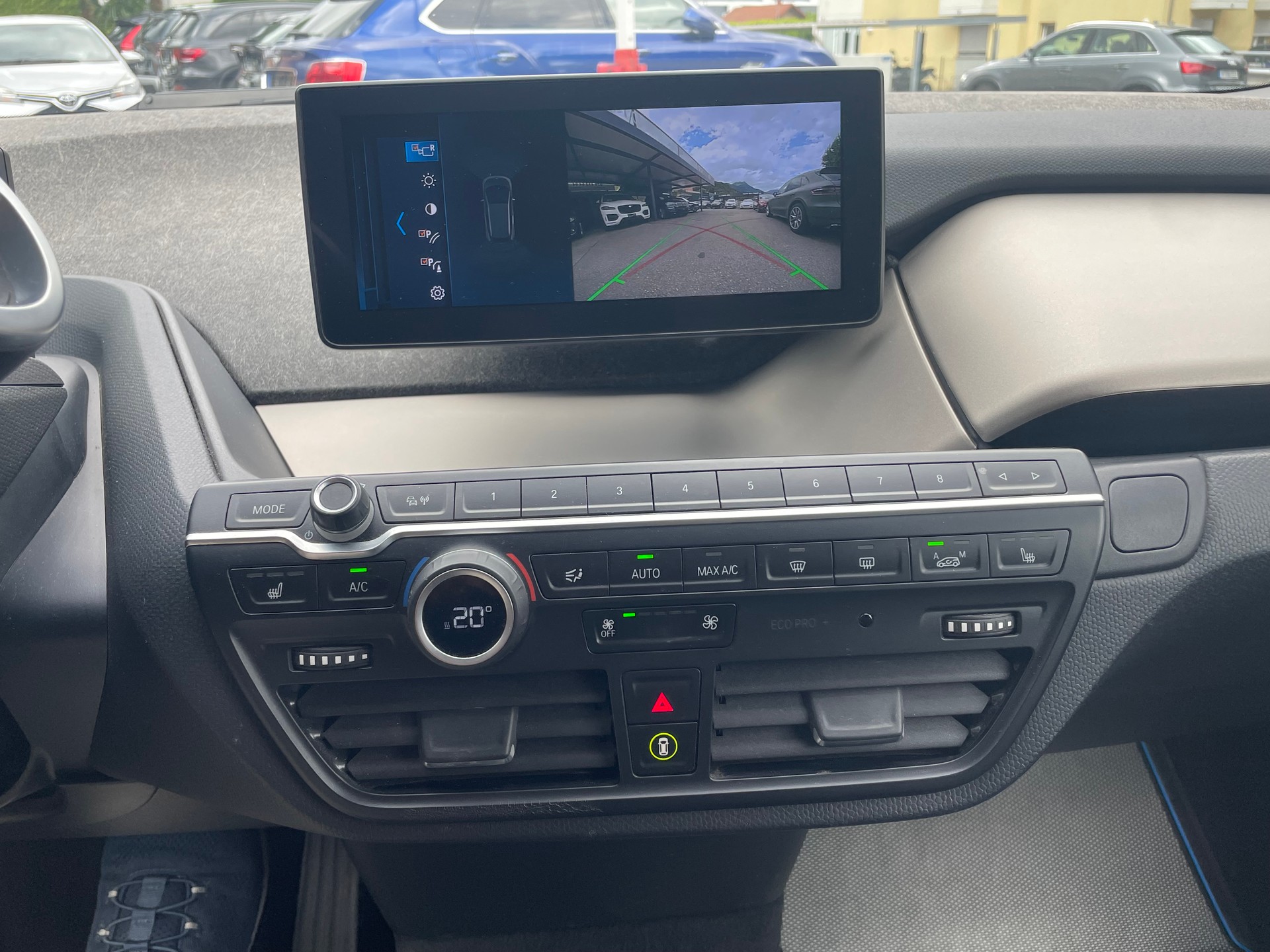 BMW i3s (120Ah)-image-3