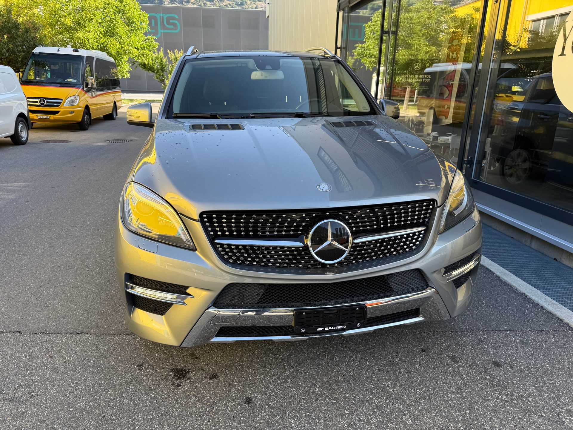 MERCEDES-BENZ ML 350 BlueTEC Executive 4Matic 7G-Tronic-showroom-element-2