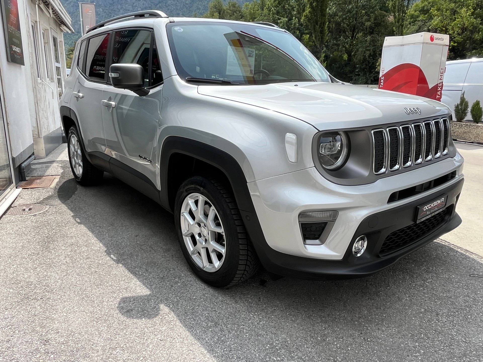 JEEP Renegade 1.3 Turbo Limited AWD-showroom-element-1