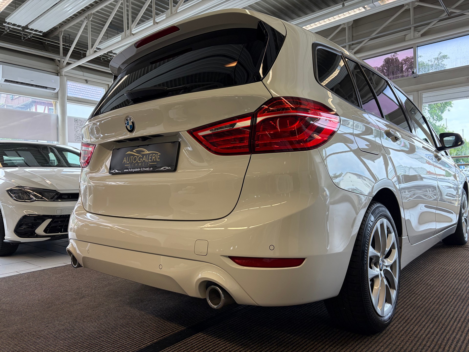 BMW 220d xDrive Gran Tourer | CH Fzg. | Driving Assistant Plus | Kamera | LED Scheinw. | HeadUp | Sportsitze |-image-28