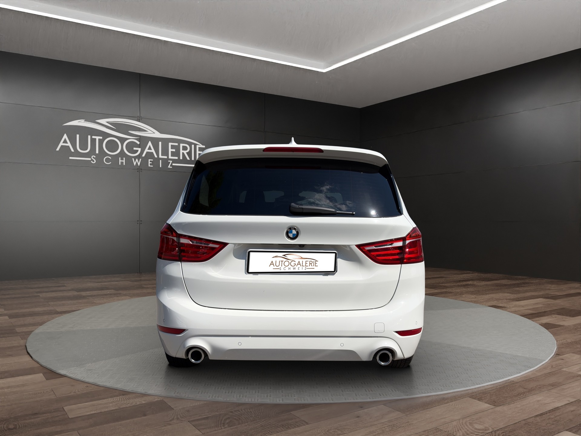 BMW 220d xDrive Gran Tourer | CH Fzg. | Driving Assistant Plus | Kamera | LED Scheinw. | HeadUp | Sportsitze |-image-4