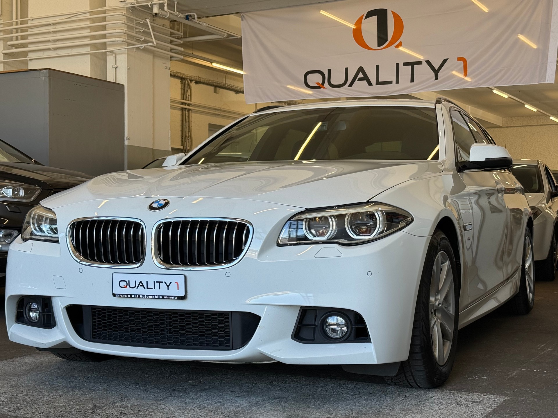 BMW 520d Touring xDrive Steptronic MSport-image-1