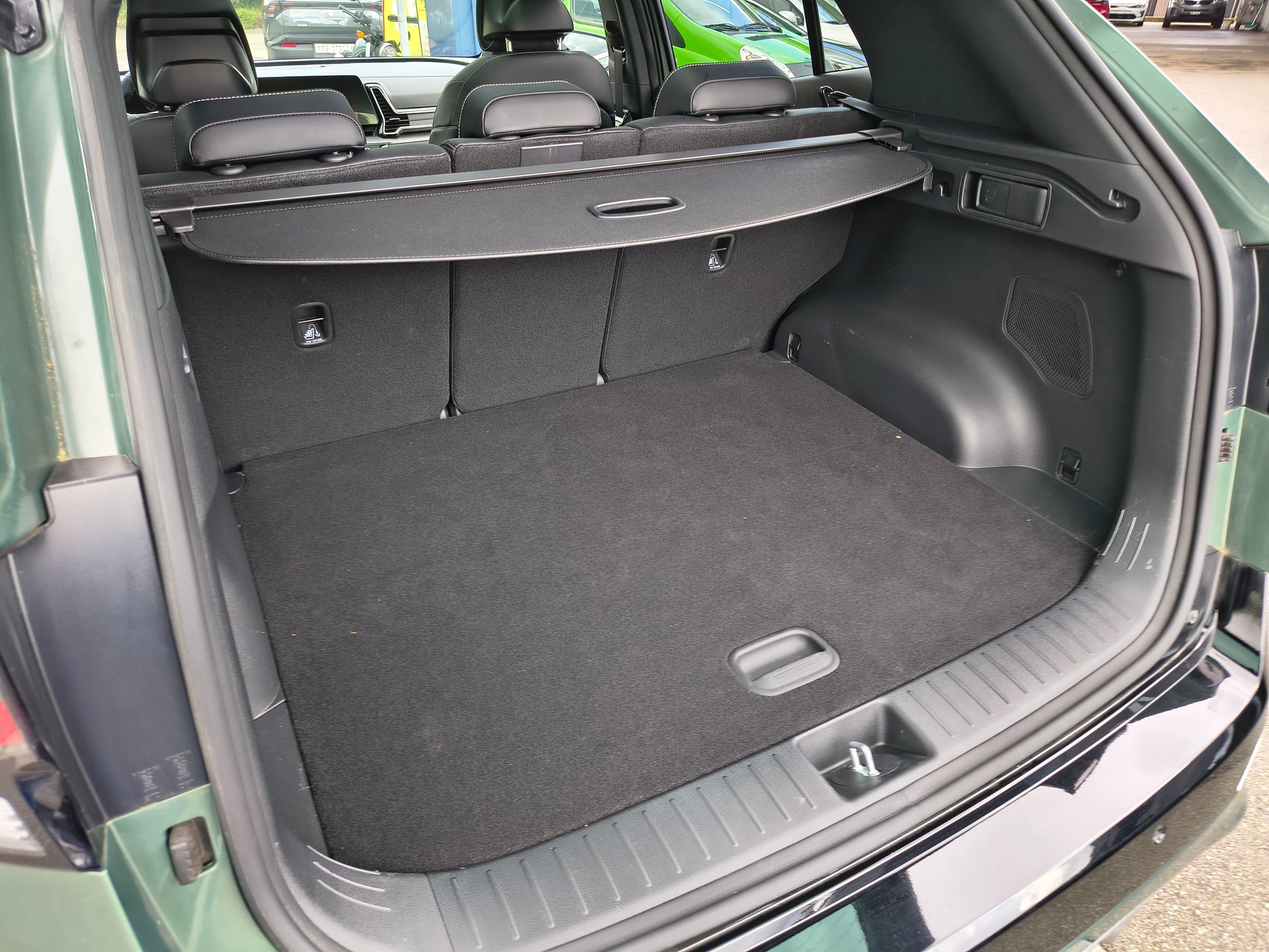 KIA Sportage 1.6 T-GDi PHEV GT-Line-image-9