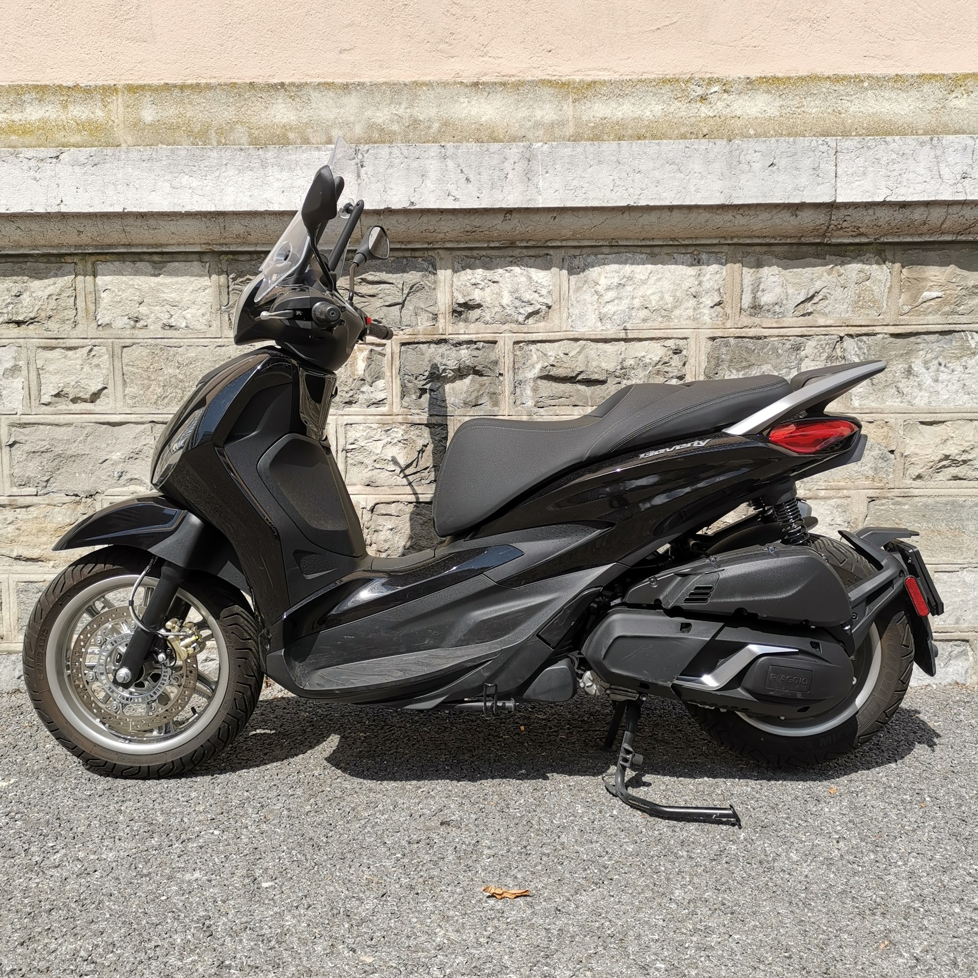 PIAGGIO Beverly 400 E5+-image-2