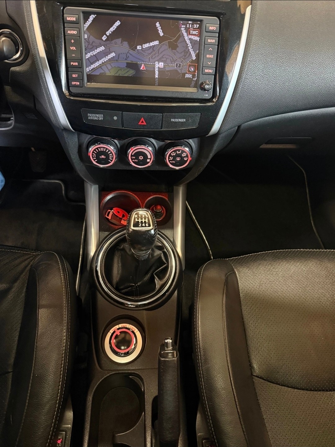 CITROEN C4 Aircross 1.8 HDi Exclusive 4WD-image-11
