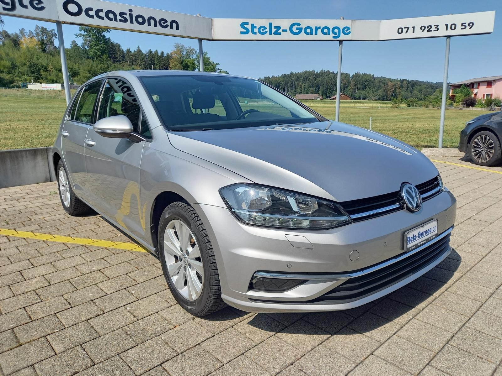 VW Golf 2.0 TDI Comfortline 4Motion DSG-showroom-element-3