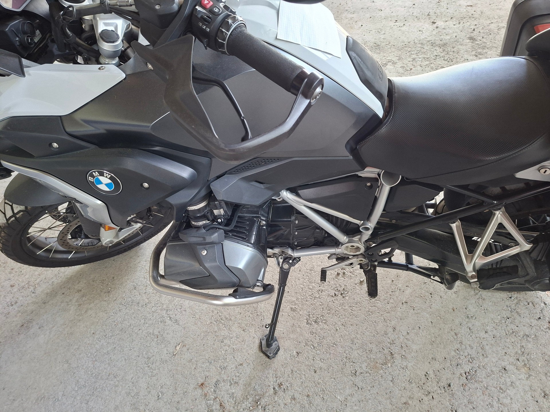 BMW R 1250 GS-image-3