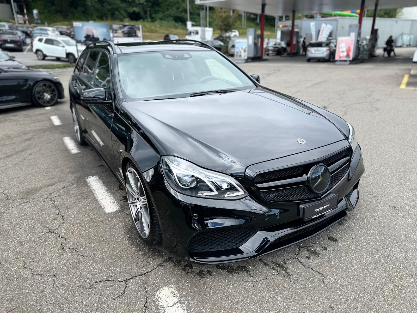 MERCEDES-BENZ E 63 AMG 4Matic Speedshift ° All Black ° KW Gewindefahrwerk °