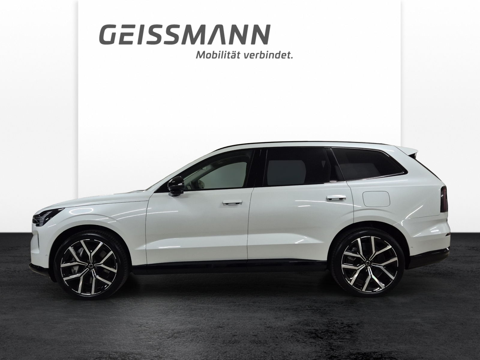 VOLVO EX90 Twin Performance Ultra AWD-showroom-element-2