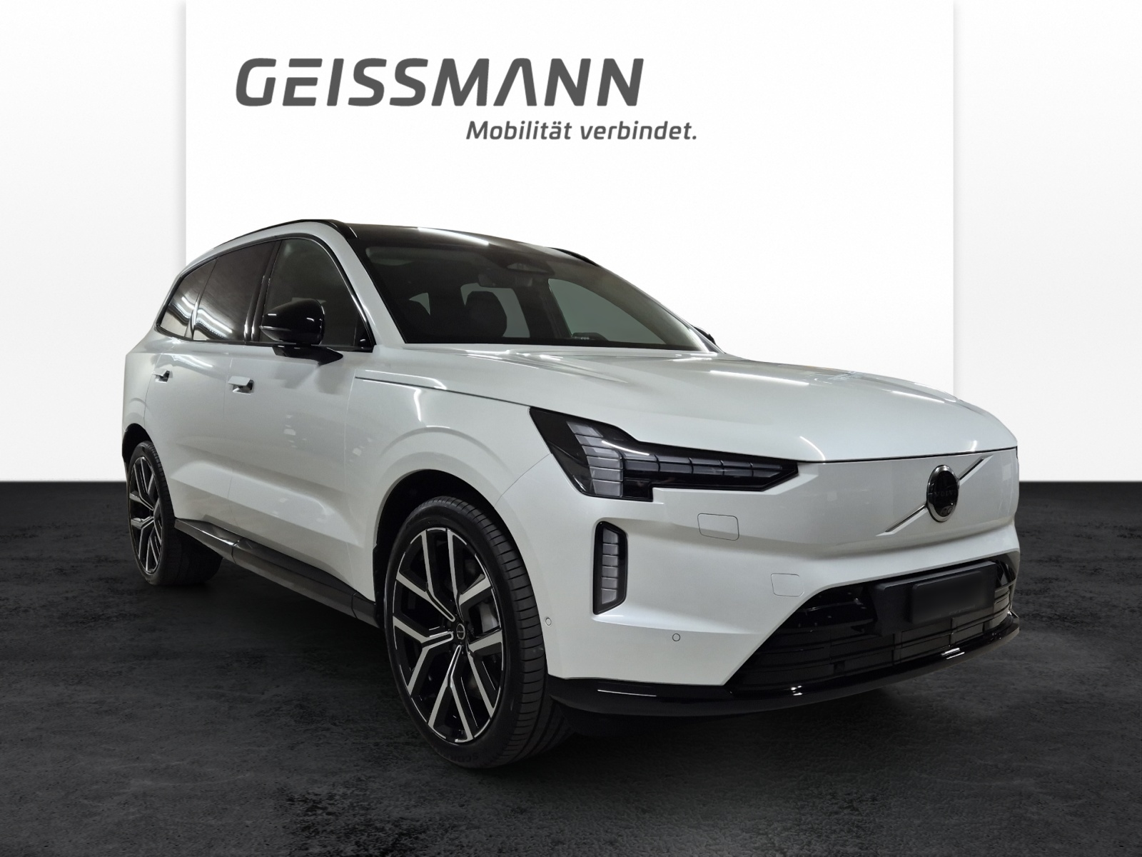 VOLVO EX90 Twin Performance Ultra AWD-showroom-element-1