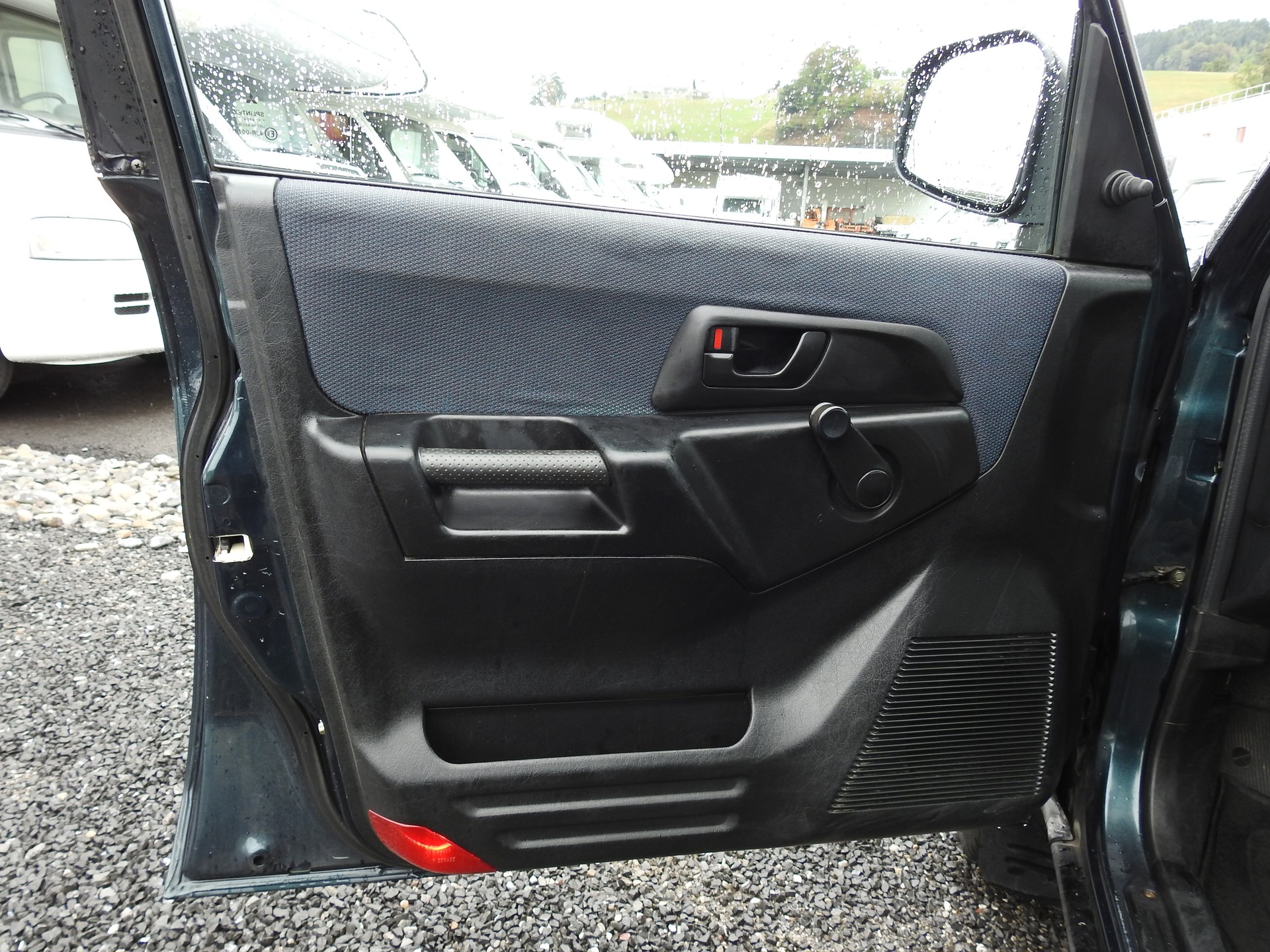 MITSUBISHI Pajero Pinin 2.0 Country-image-12