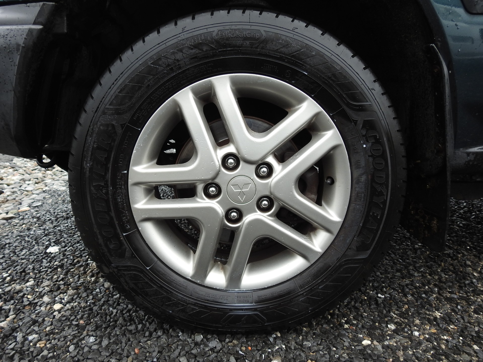 MITSUBISHI Pajero Pinin 2.0 Country-image-8