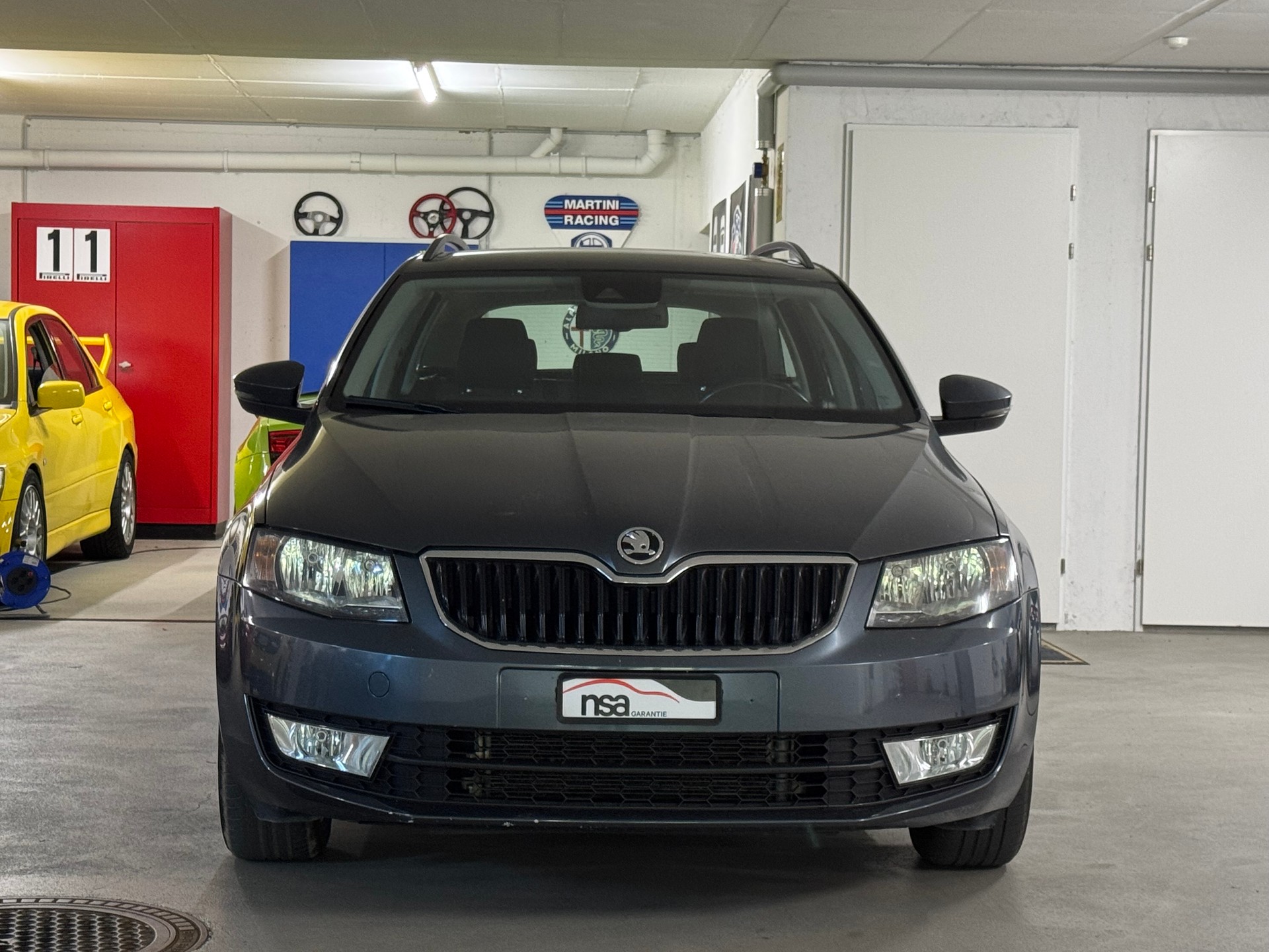 SKODA Octavia Combi 1.8 TSI Elegance 4x4 DSG mit AHK-image-1