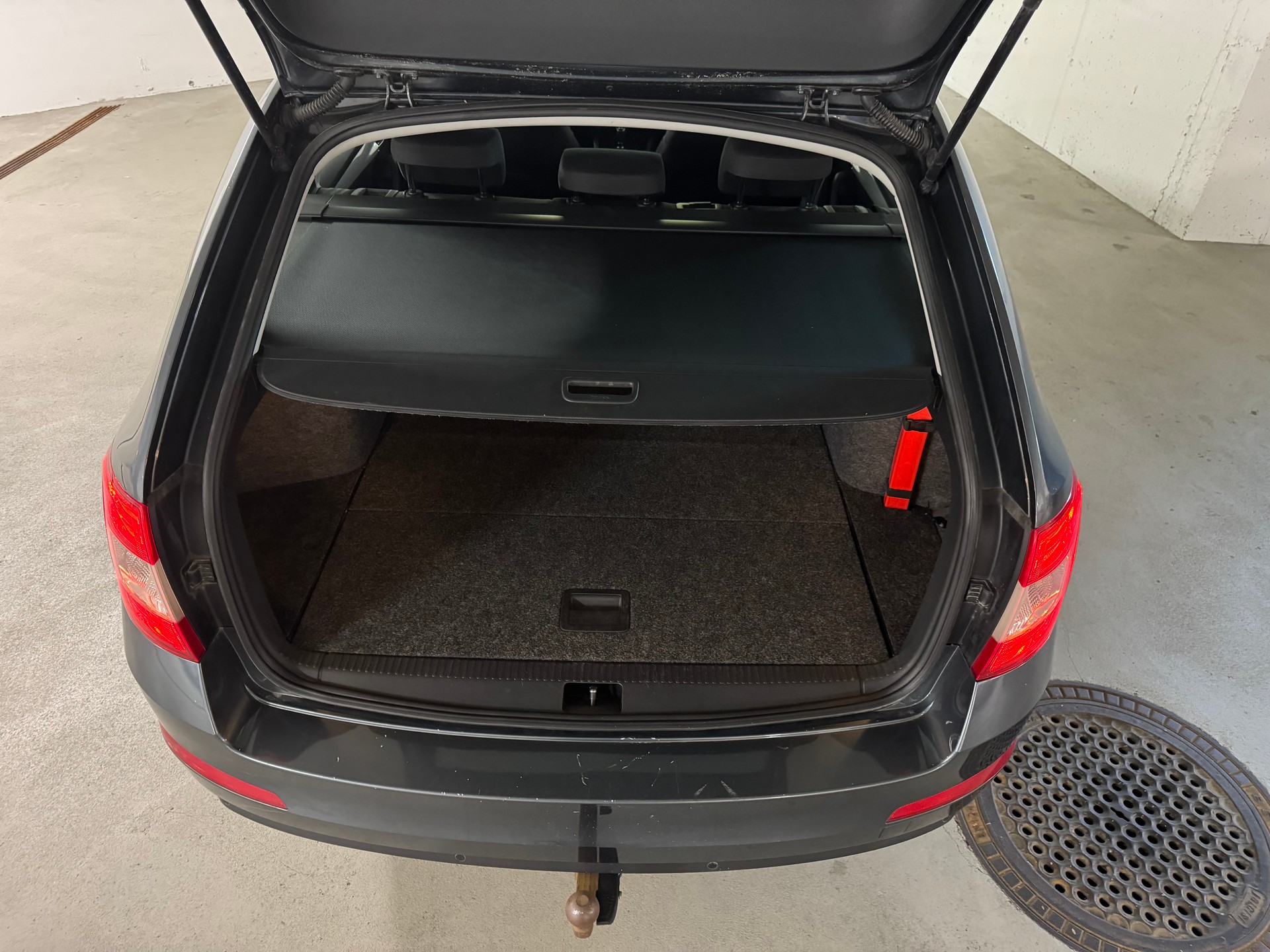 SKODA Octavia Combi 1.8 TSI Elegance 4x4 DSG mit AHK-image-7