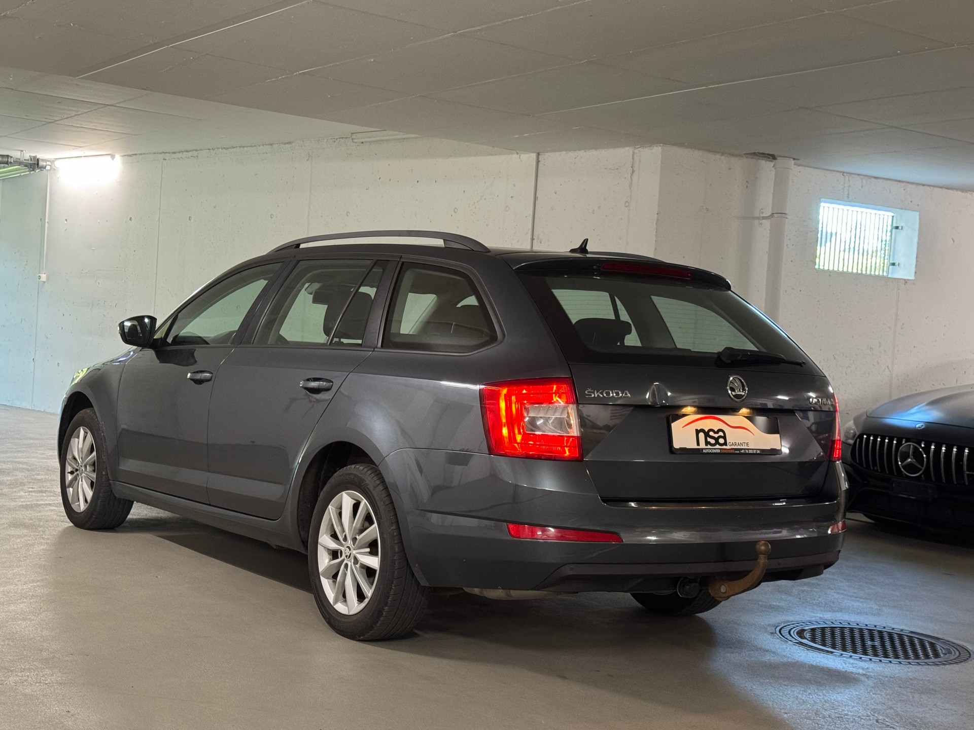SKODA Octavia Combi 1.8 TSI Elegance 4x4 DSG mit AHK-image-4