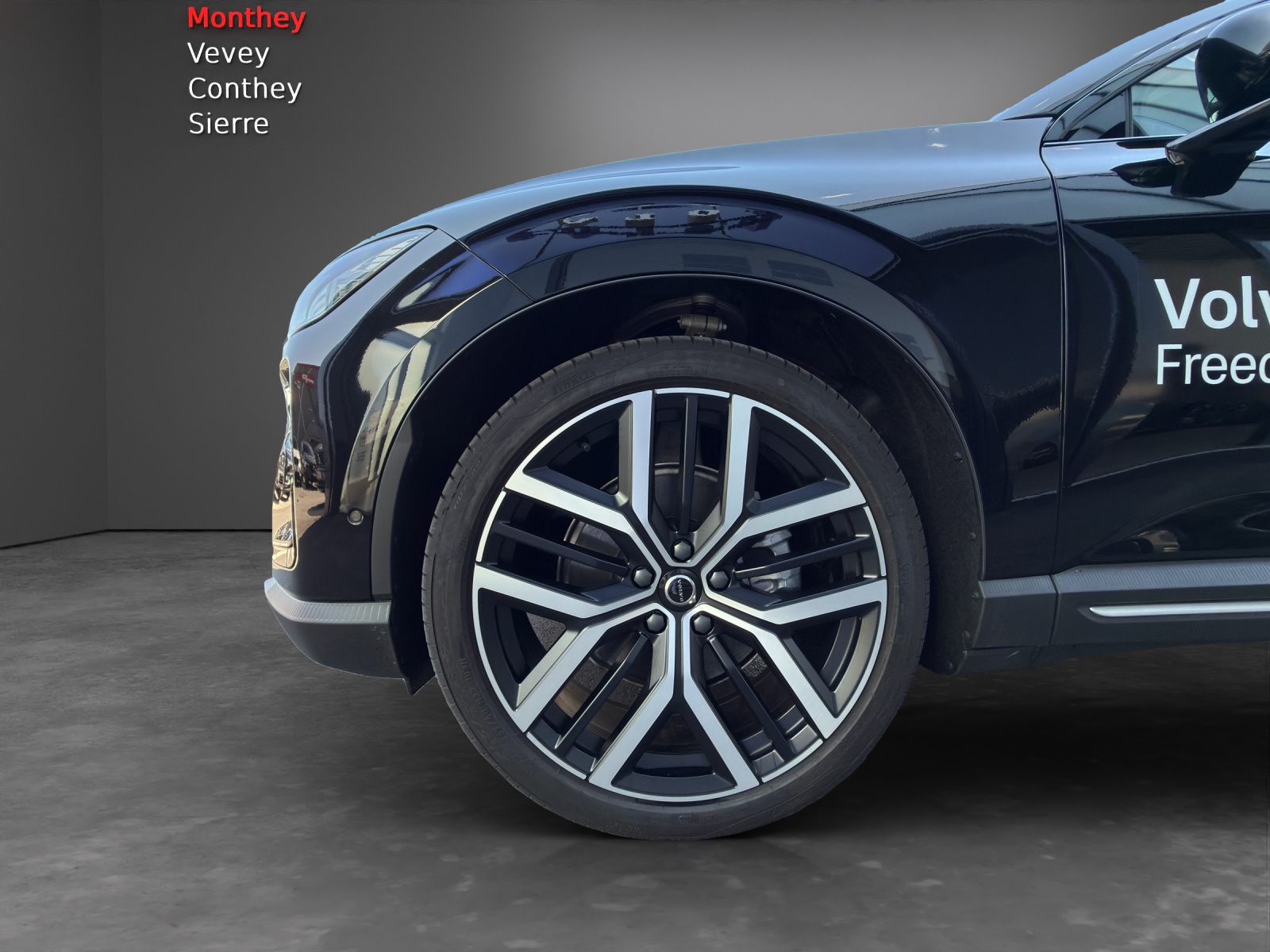 VOLVO EX60 Twin Ultra AWD-showroom-element-2