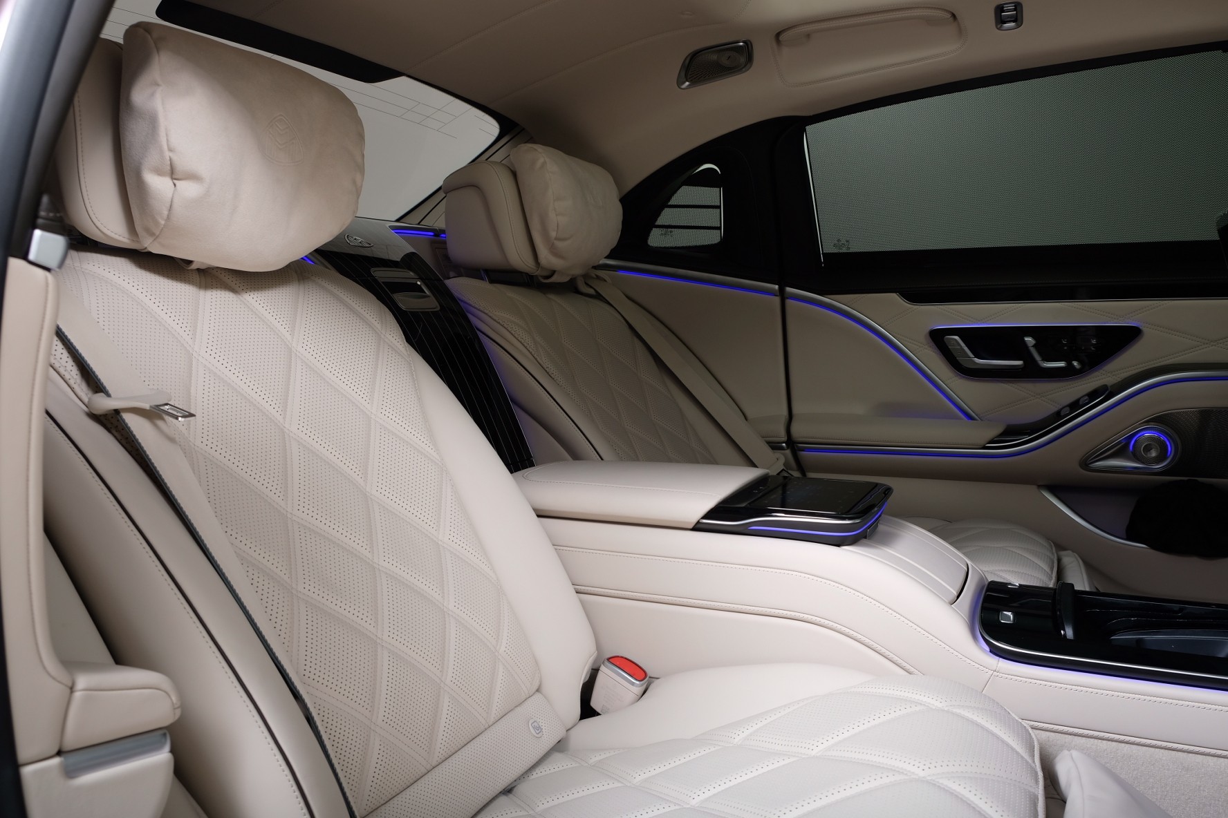 MERCEDES-BENZ S 580 V8 4Matic Maybach Z223-image-18