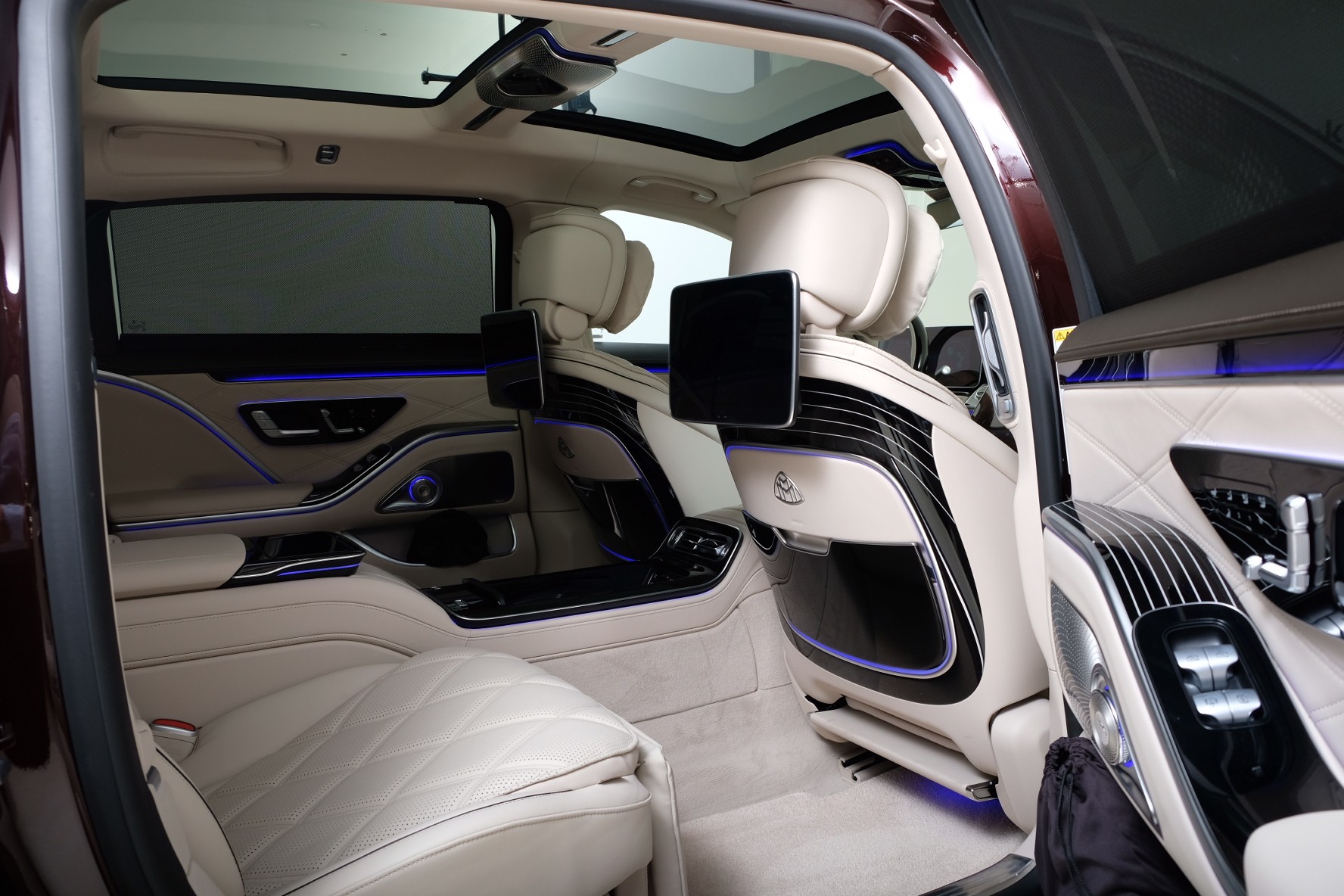 MERCEDES-BENZ S 580 V8 4Matic Maybach Z223-image-22